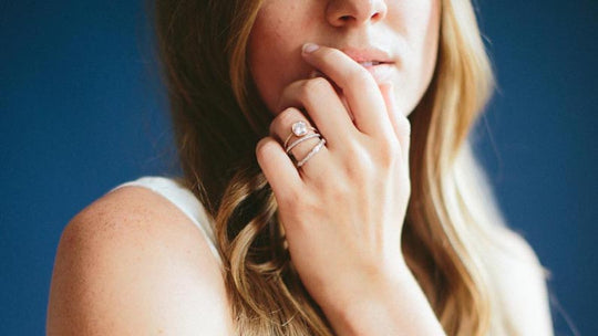 5 Tips for Wearing 2 Wedding Bands with an Engagement Ring