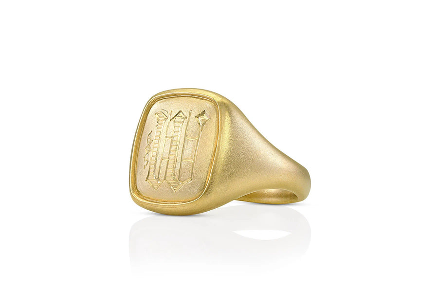 Men's Cushion Signet Ring in Yellow Gold