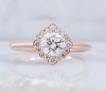 27 Dainty Engagement Rings with Gorgeous Design
