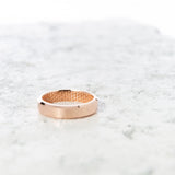 Men's Gold Wedding Band - Beveled Edge & Inner Honeycomb Pattern