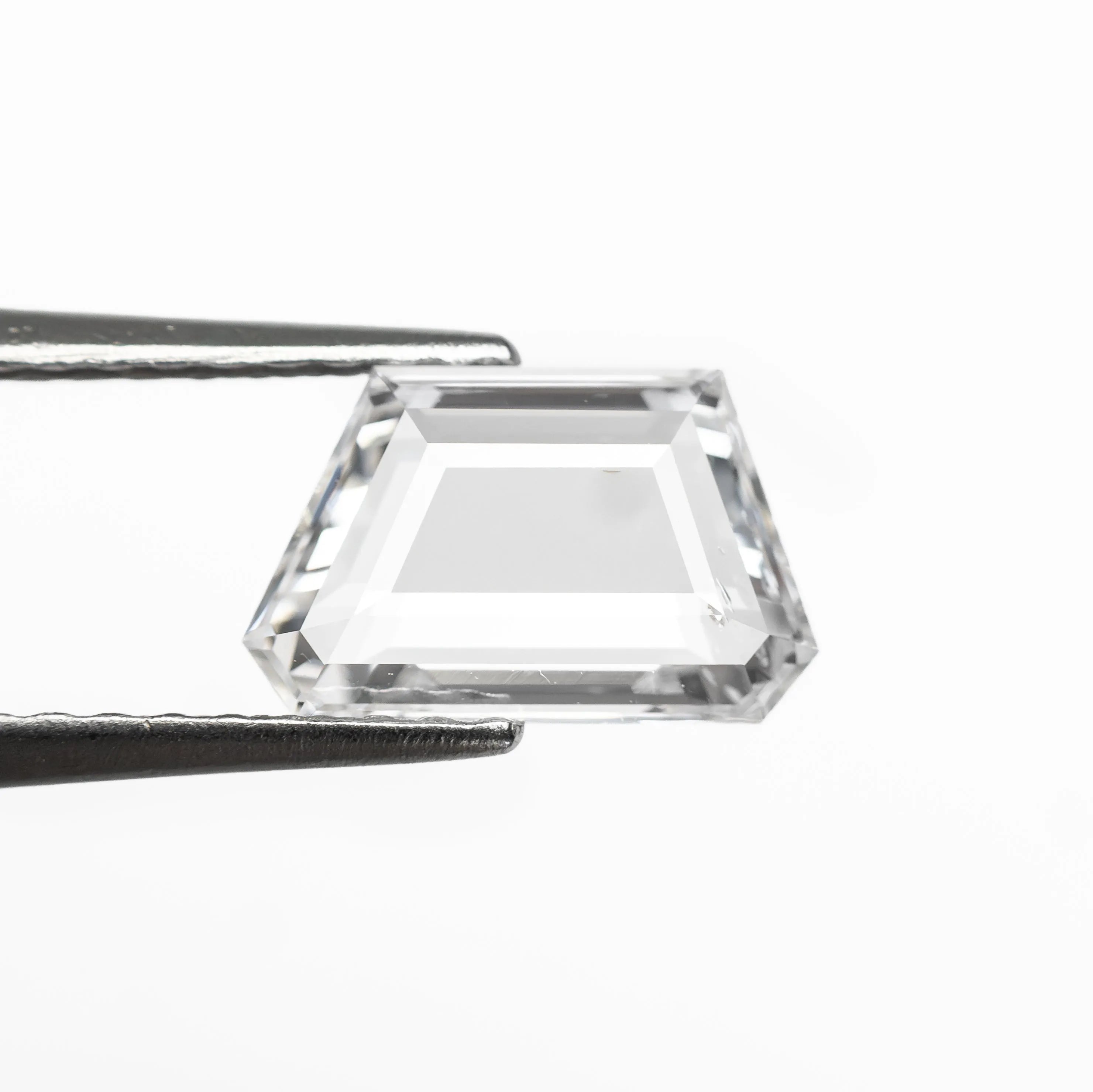0.79ct 5.32x8.60x1.59mm SI2 D Geometric Portrait Cut 20745-04