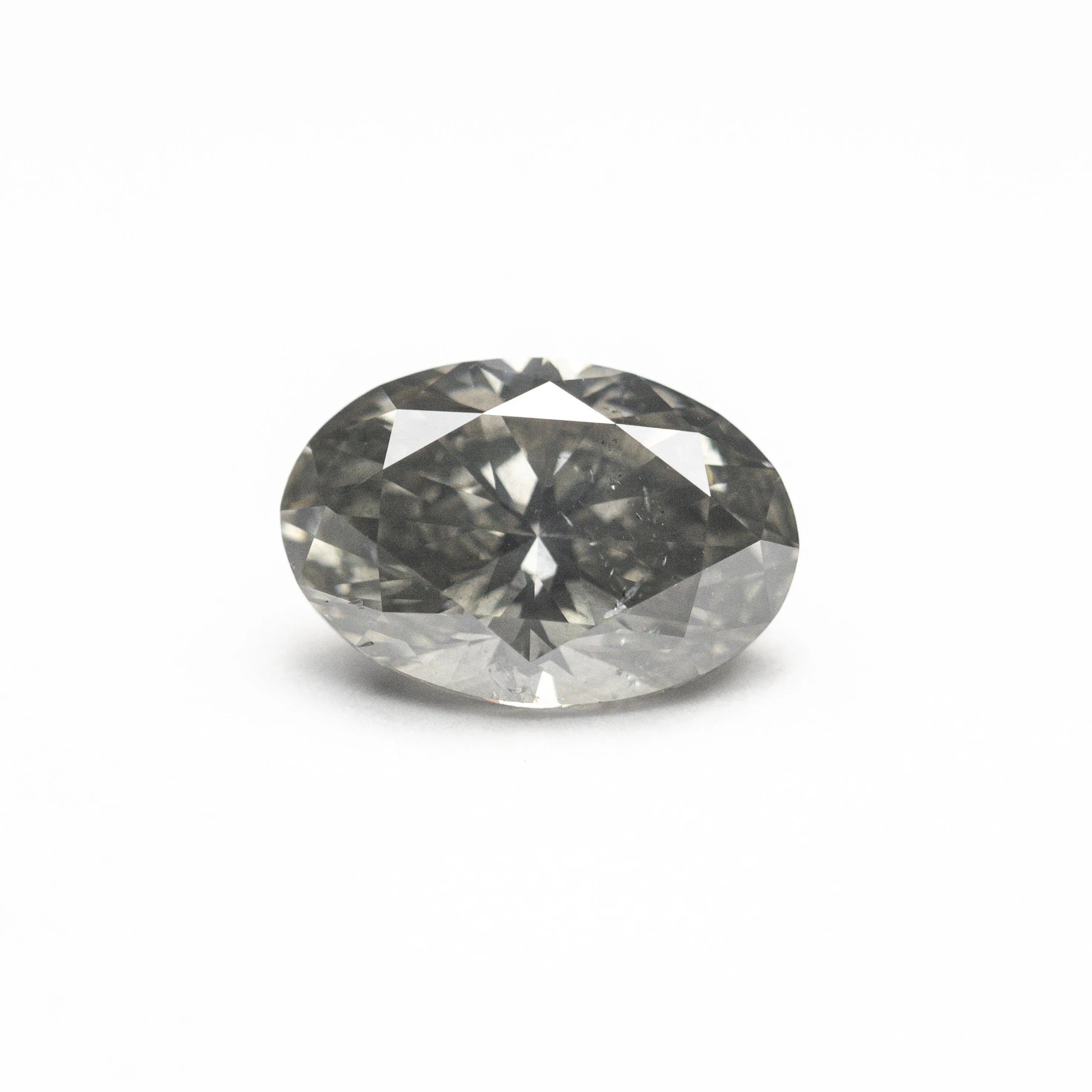 1.01ct 7.77x5.22x3.56mm Fancy Grey Oval Brilliant 19546-01