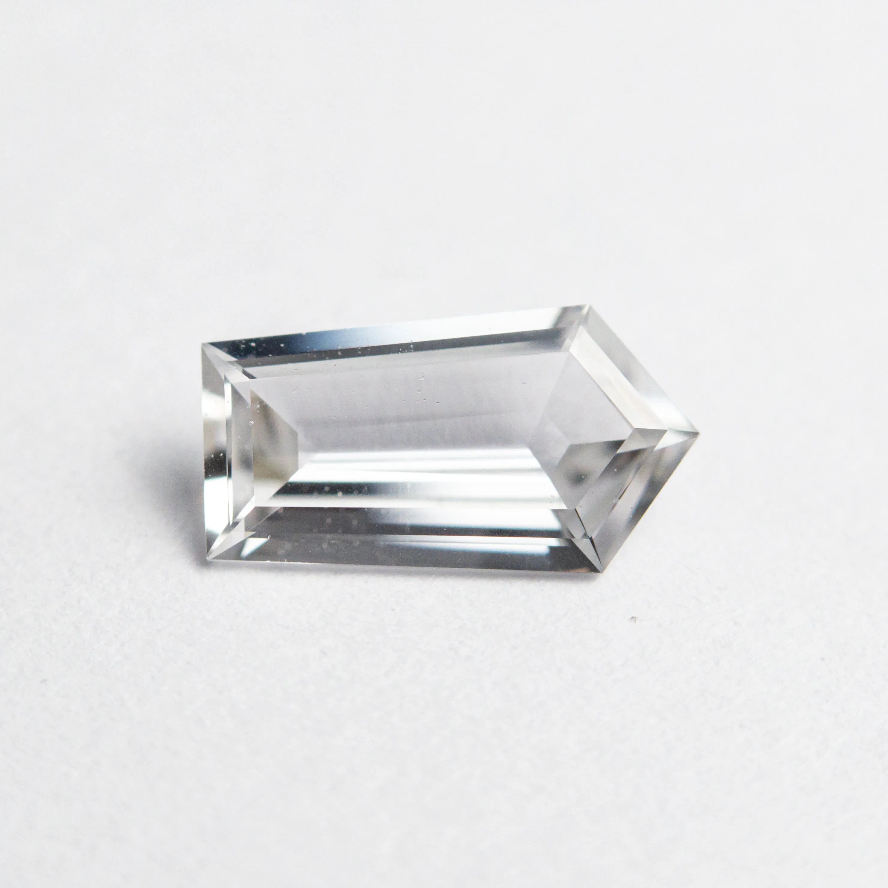 0.91ct 8.87x4.84x2.38mm Shield Step Cut Sapphire 22835-01