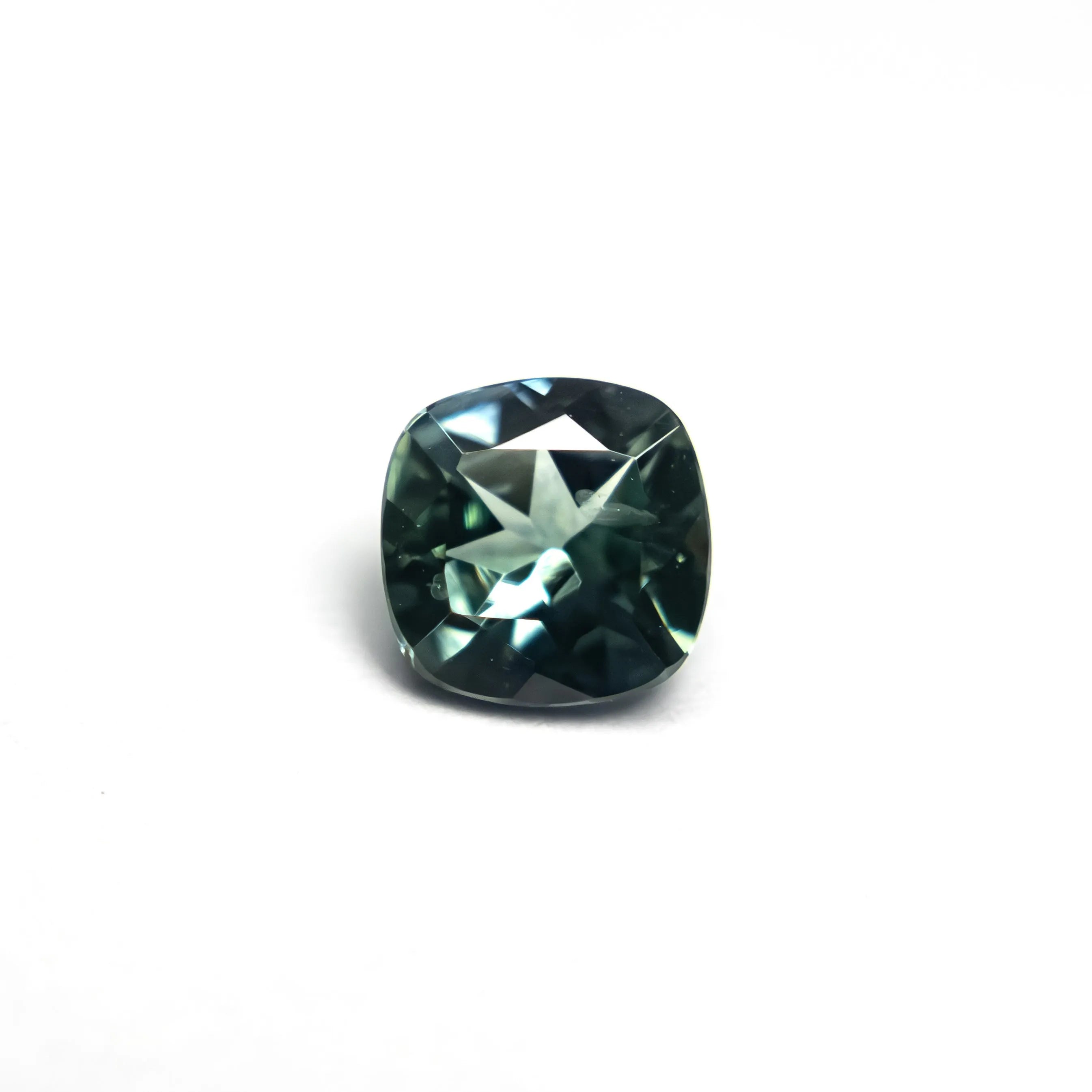 0.67ct 5.00x5.00x3.00mm Cushion Brilliant Sapphire 23466-11
