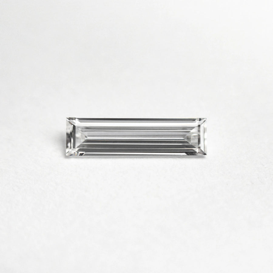 0.32ct 9.05x2.50x1.32mm VS2 E Baguette Step Cut 24701-06