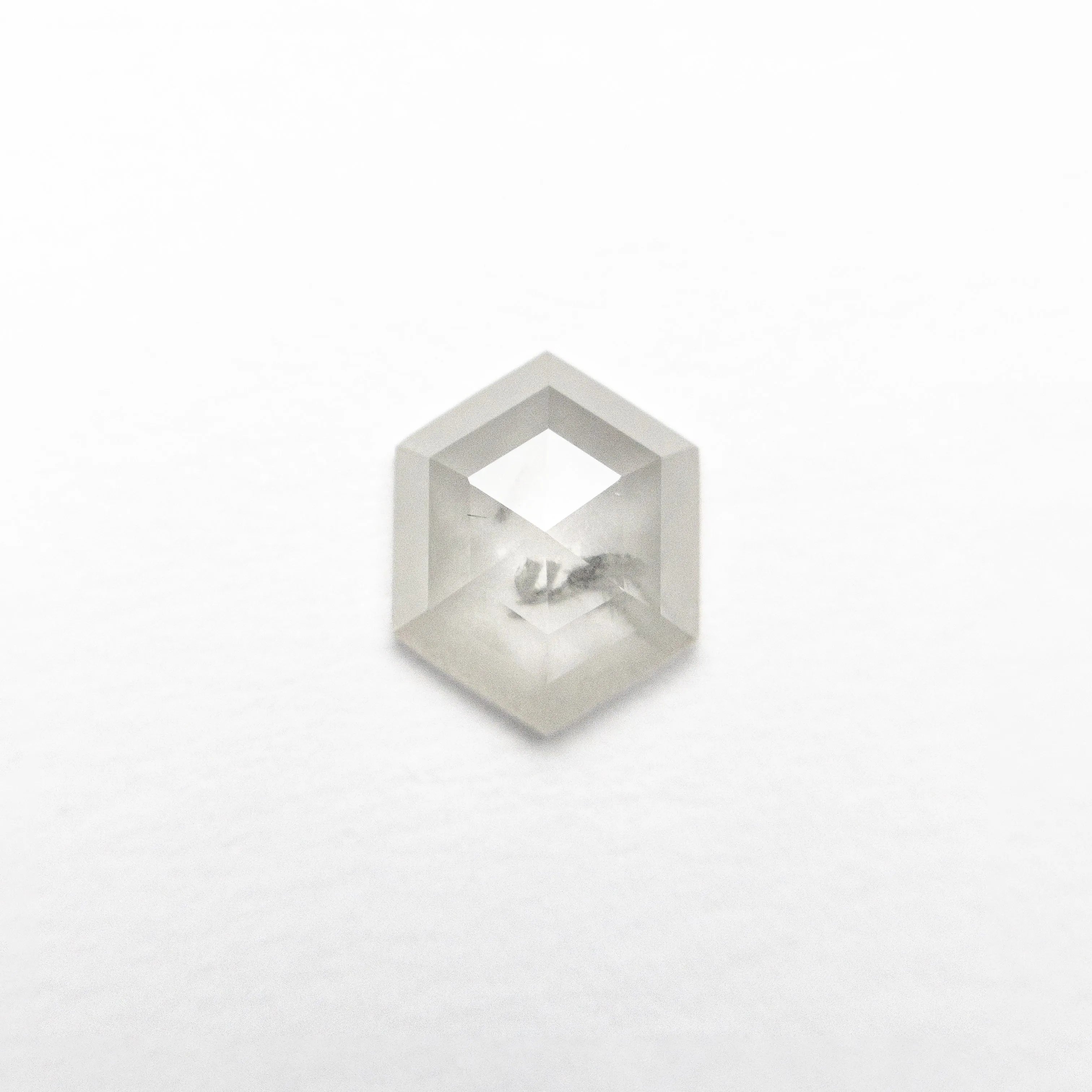 0.66ct 6.84x5.46x2.11mm Hexagon Rosecut 25457-16