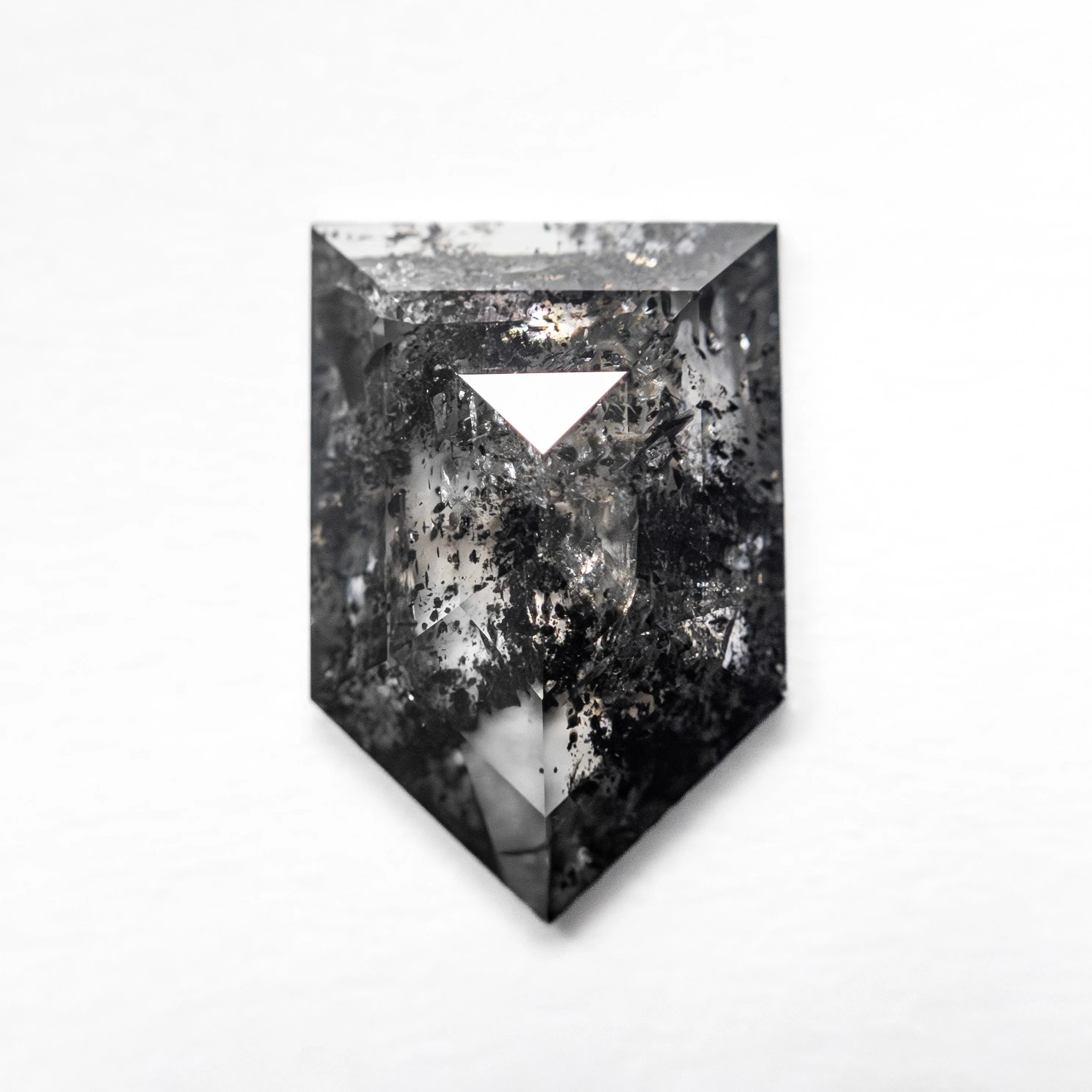 2.36ct 10.91x7.42x3.09mm Shield Rosecut 25813-14