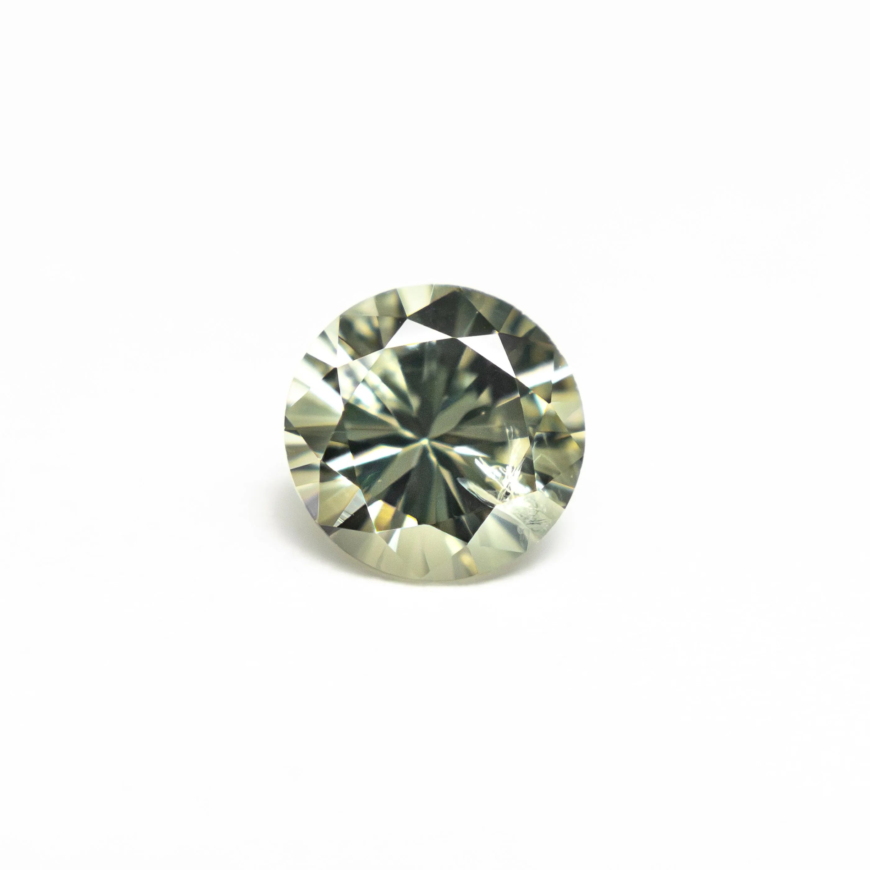 0.76ct 5.56x5.52x3.52mm Round Brilliant Sapphire 26134-16