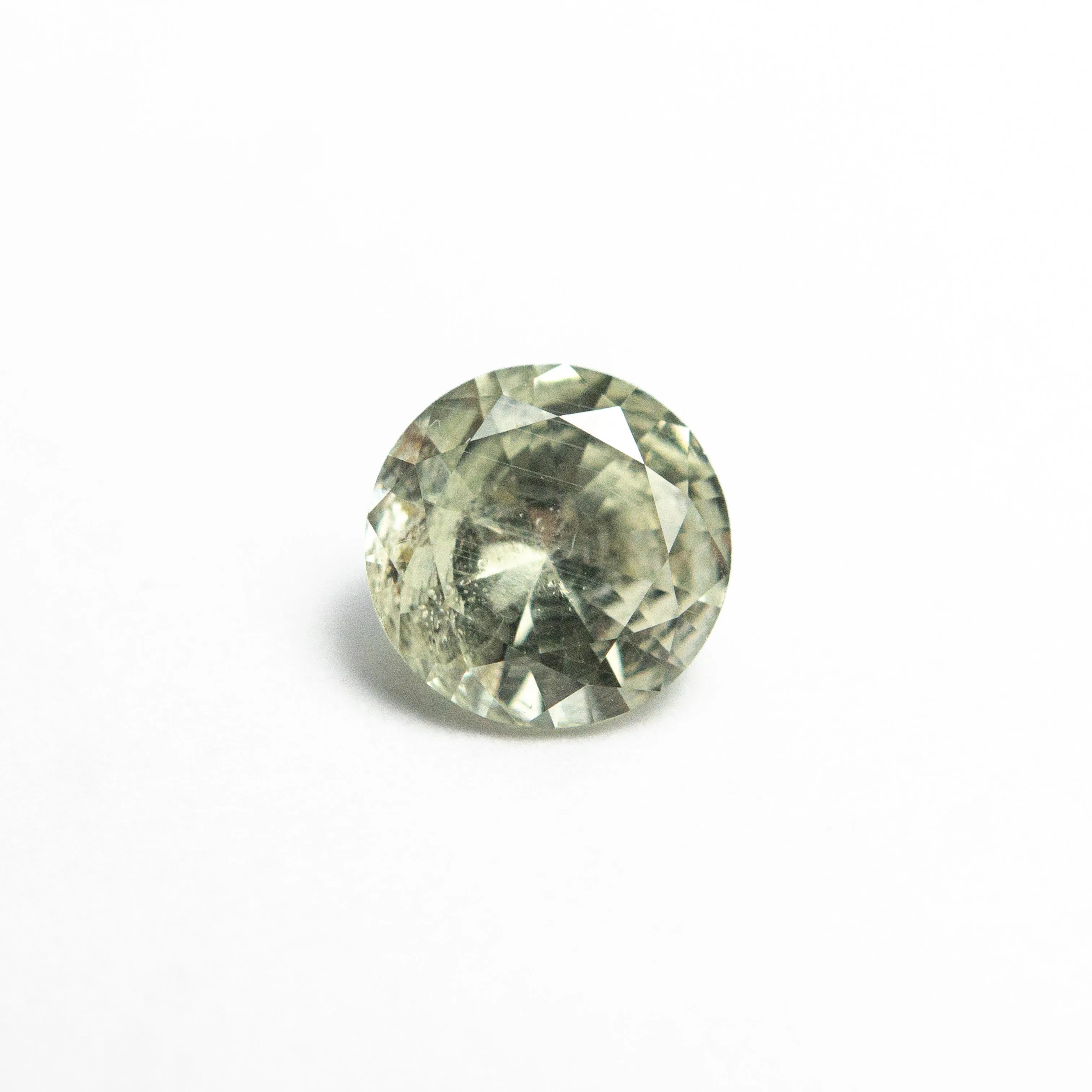 0.73ct 5.56x5.53x3.28mm Round Brilliant Sapphire 26134-18
