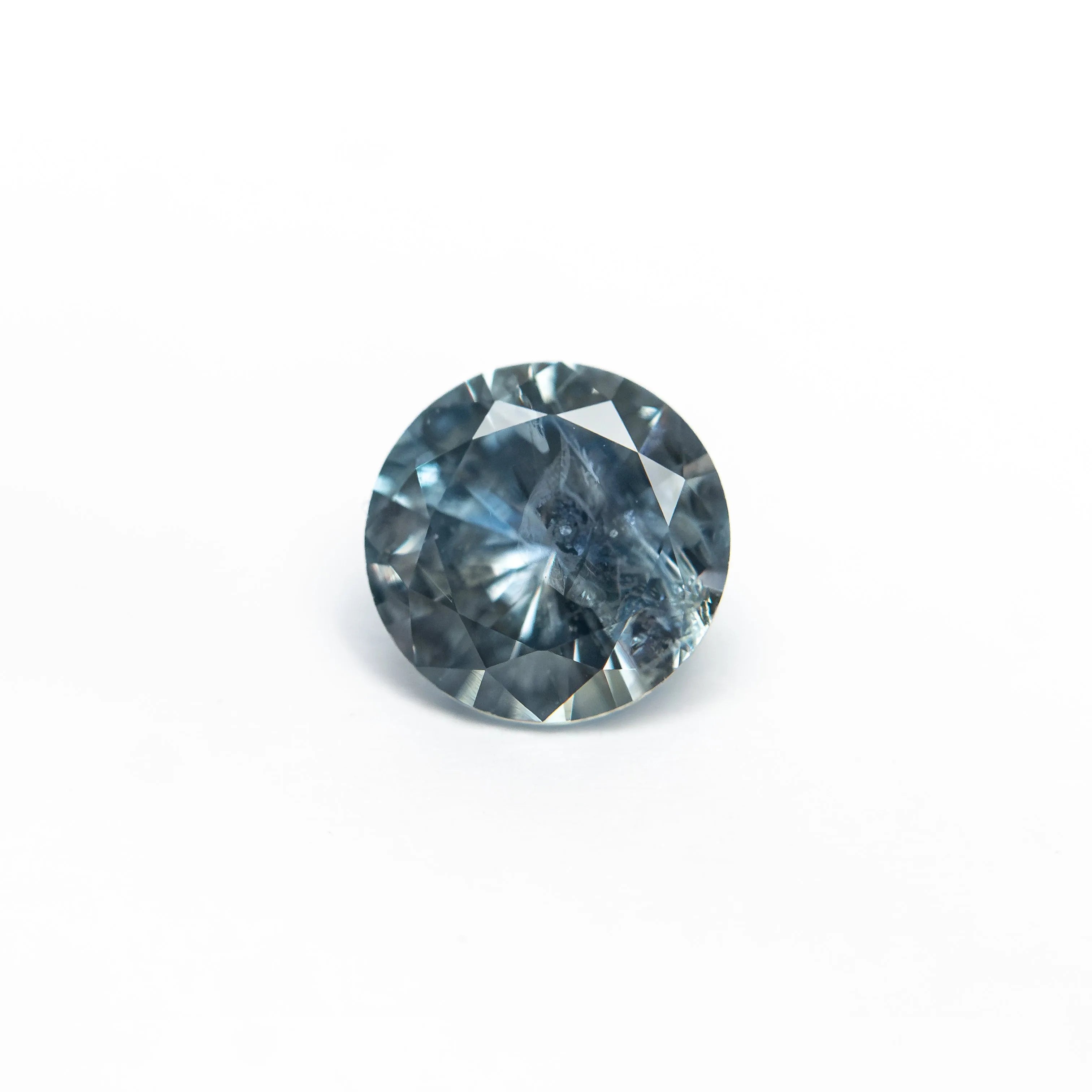 0.73ct 5.57x5.53x3.29mm Round Brilliant Sapphire 26134-27