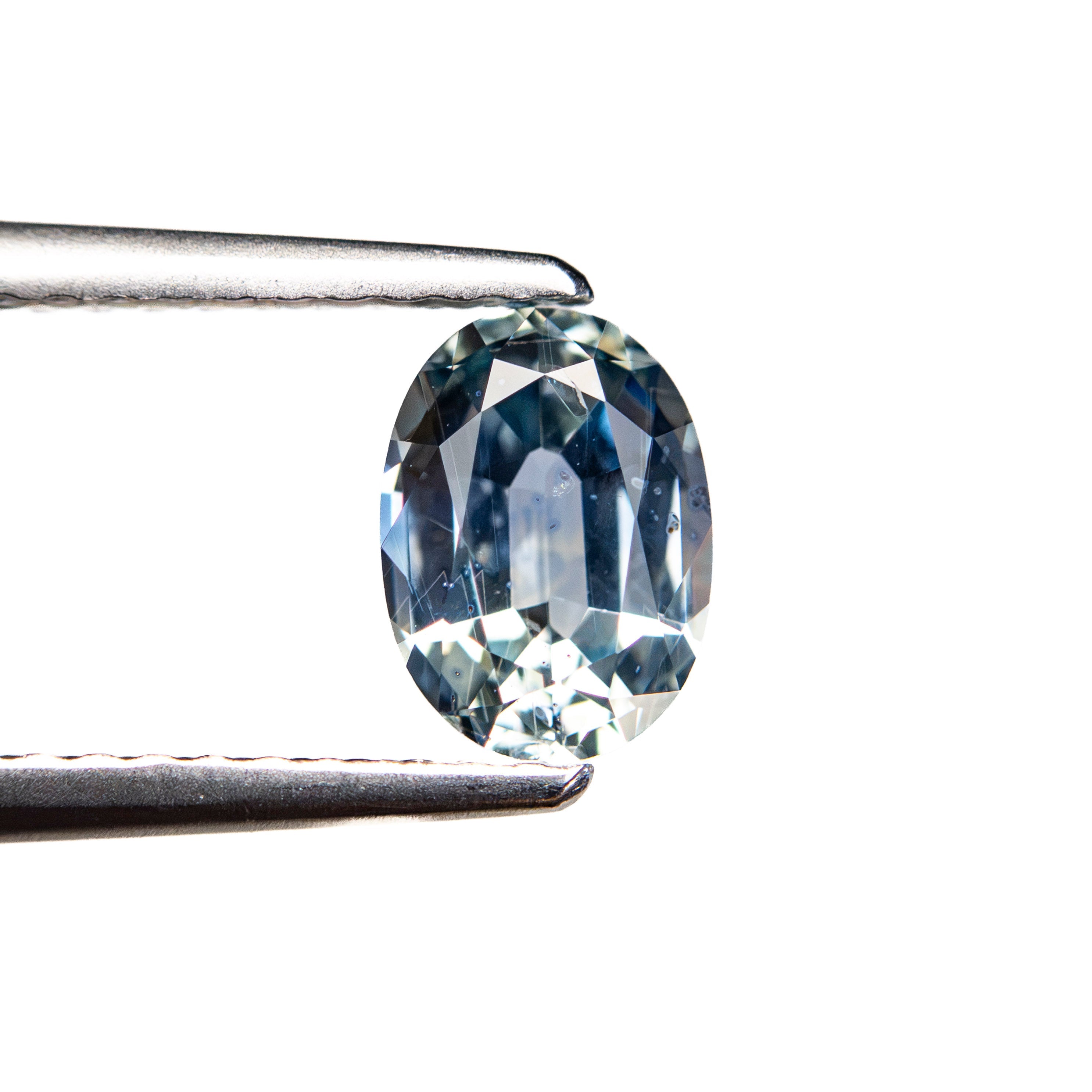 0.98ct 6.91x5.02x3.20mm Oval Brilliant Sapphire 26162-05
