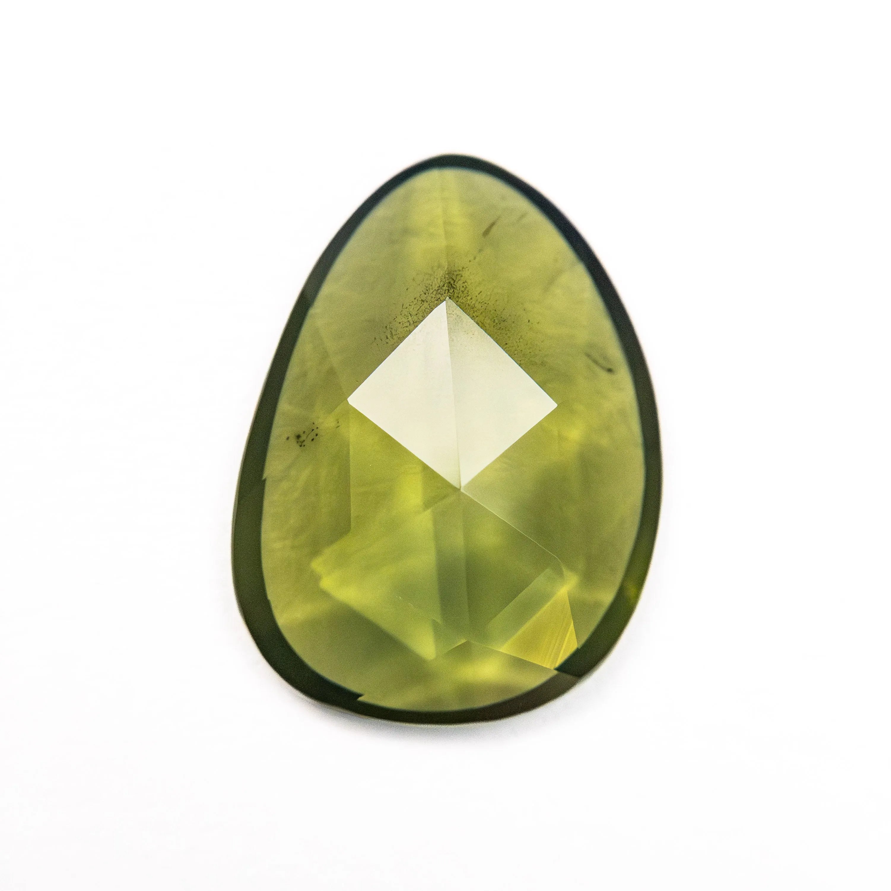 1.78ct 10.92x8.07x2.22mm Amorphous Rosecut Sapphire 26327-06