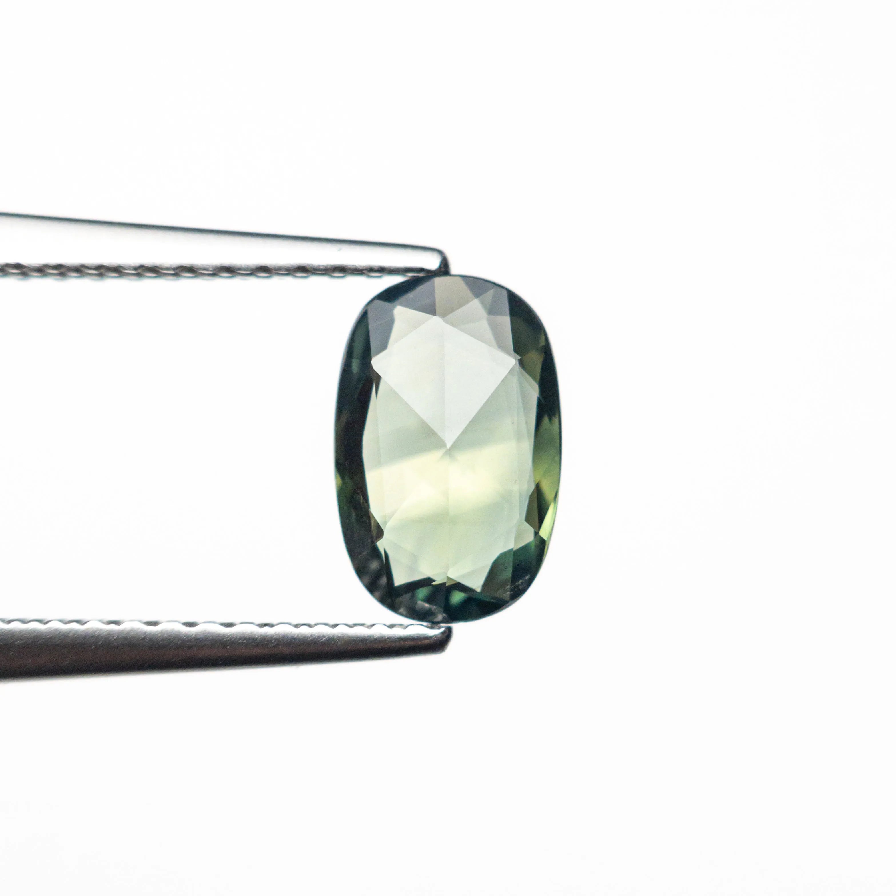 0.98ct 7.99x5.21x2.41mm Oval Rosecut Sapphire 26327-98