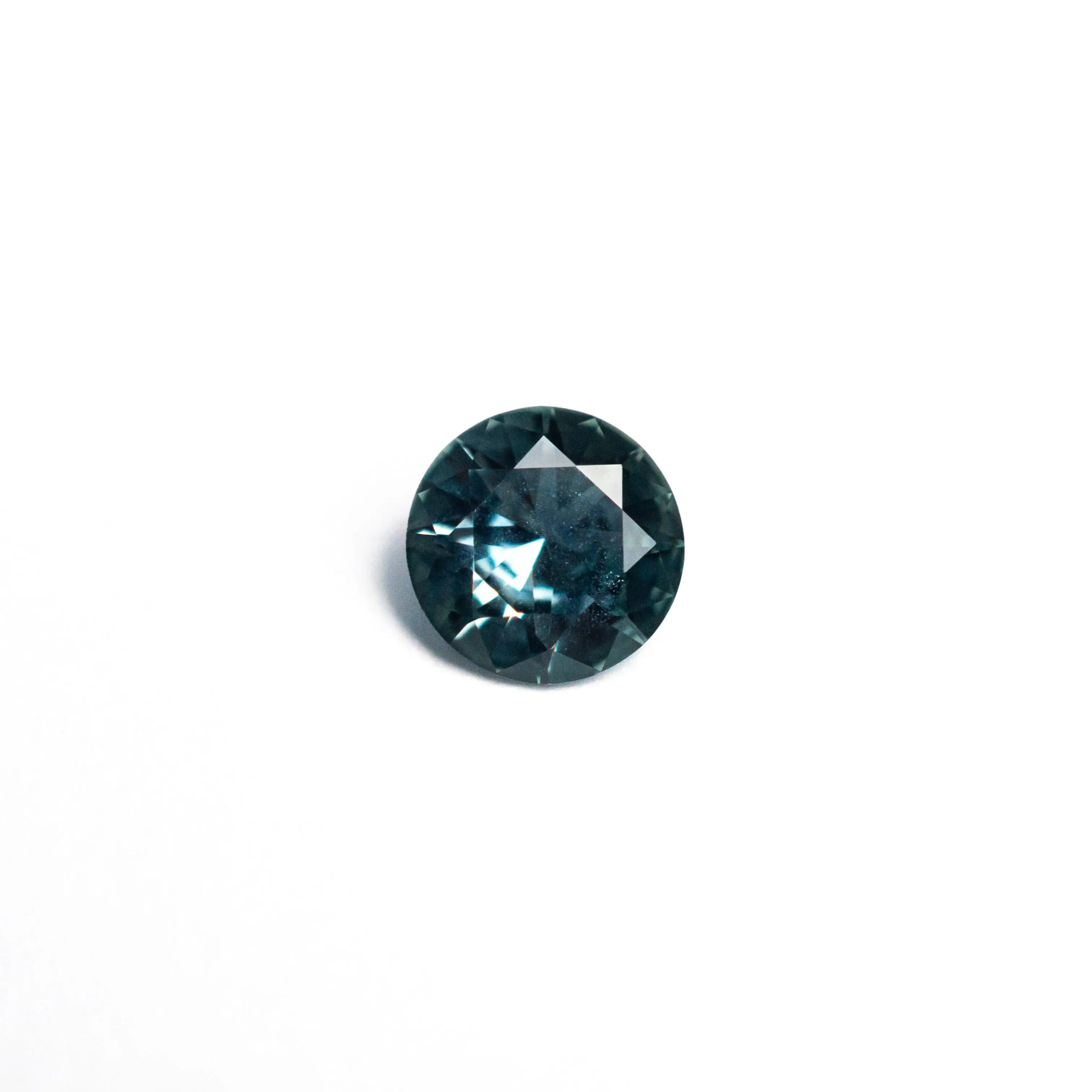 0.44ct 4.83x4.78x2.52mm Round Brilliant Sapphire 26556-22