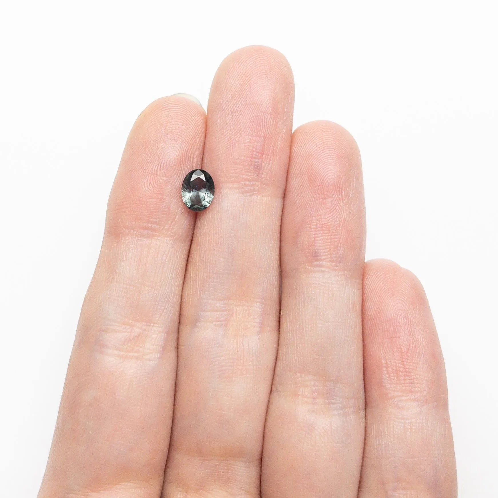 0.80ct 6.53x5.11x2.99mm Oval Brilliant Sapphire 26668-23
