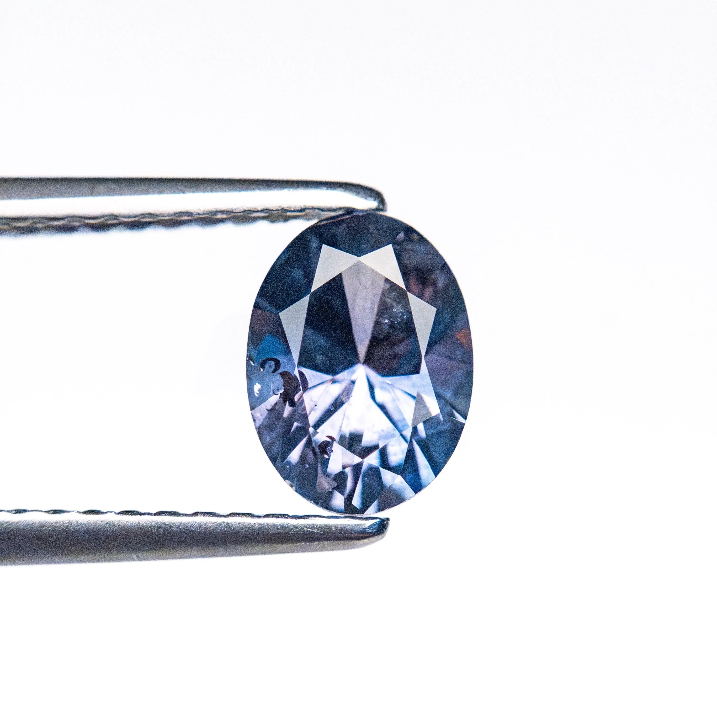 1.06ct 7.18x5.35x3.76mm Oval Brilliant Sapphire 26669-01