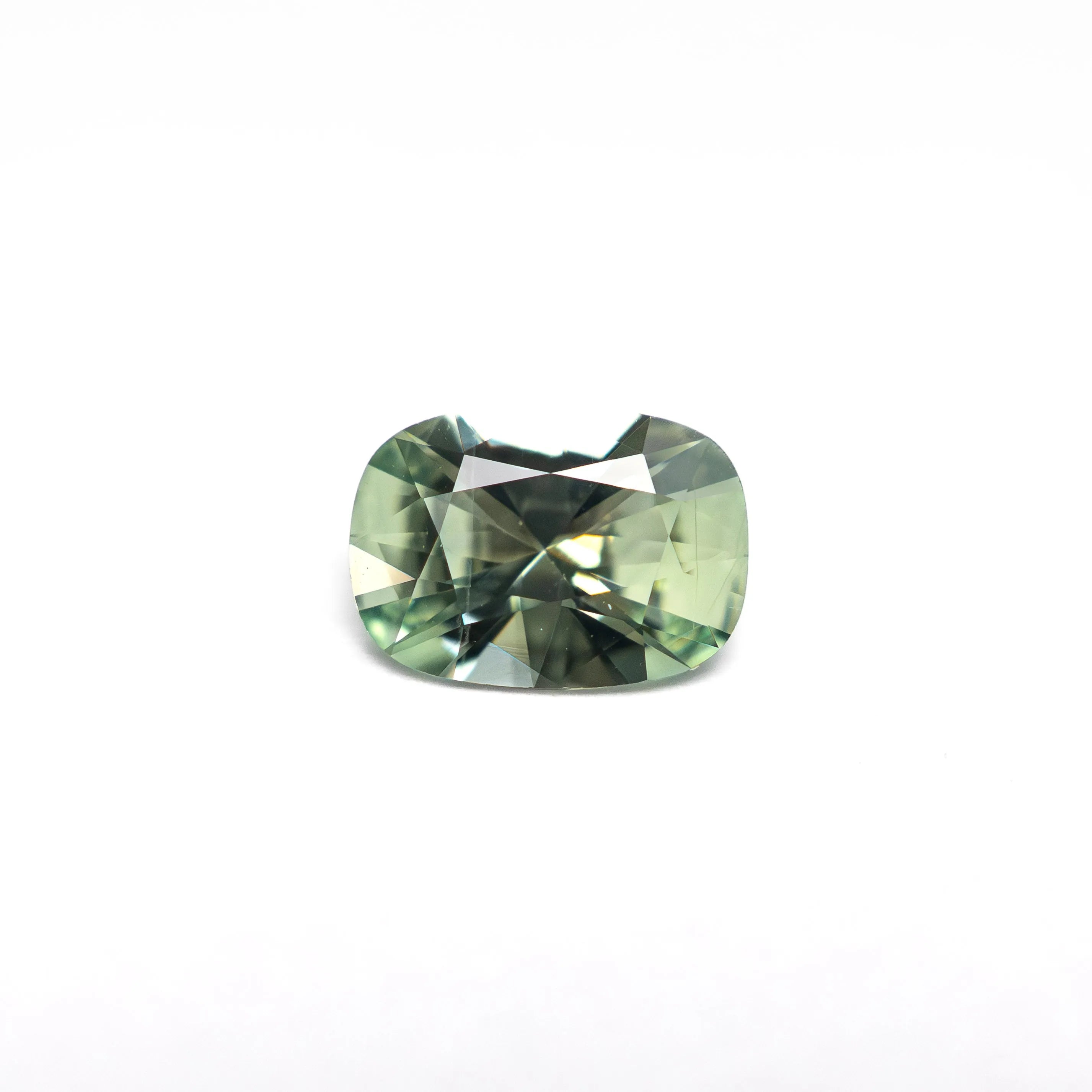 0.64ct 6.23x4.38x2.96mm Cushion Brilliant Sapphire 26765-03
