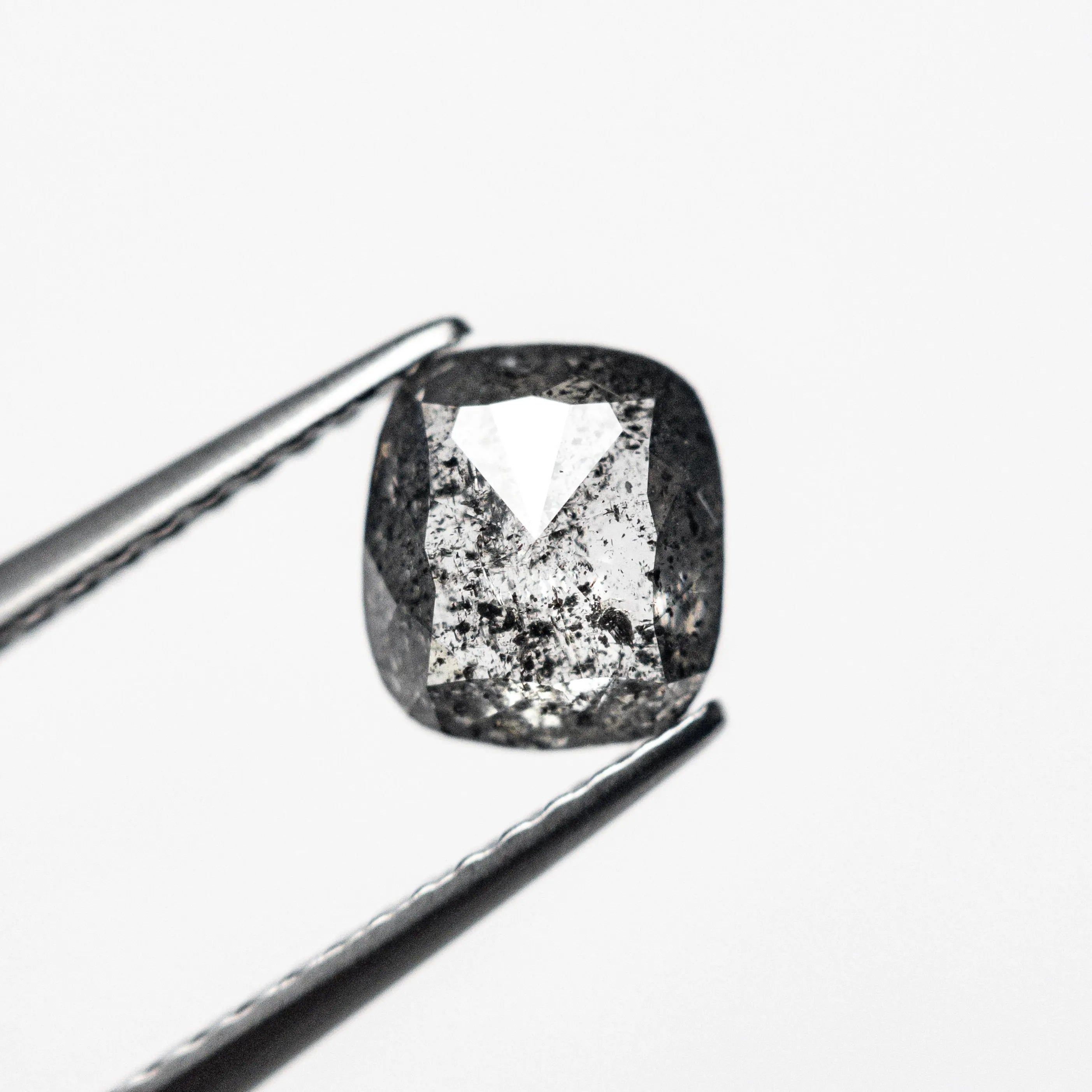 1.34ct 6.83x6.07x3.29mm Cushion Double Cut 26784-05