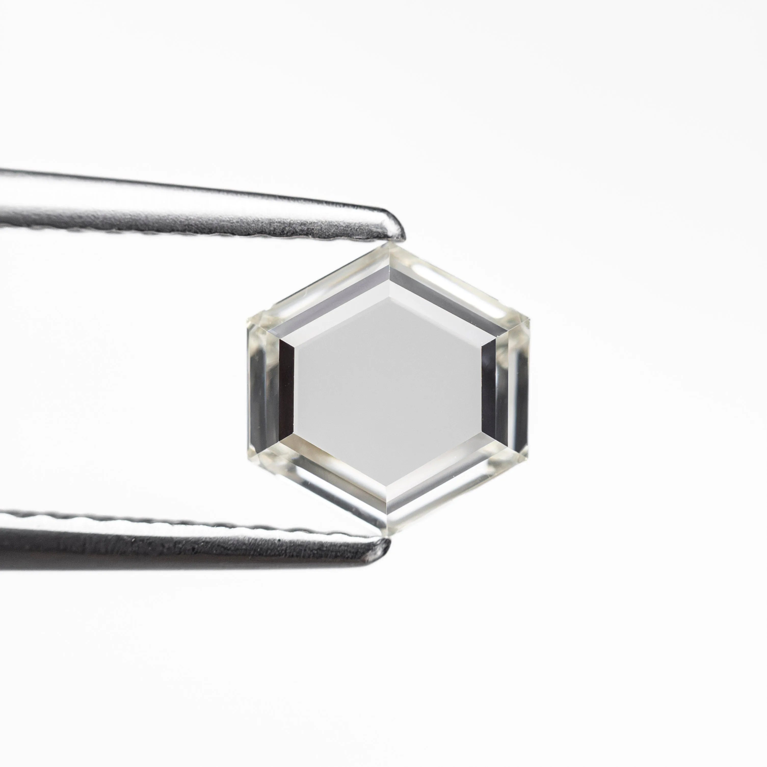 0.71ct 6.15x6.43x1.79mm VVS2 K Hexagon Portrait Cut 27067-01