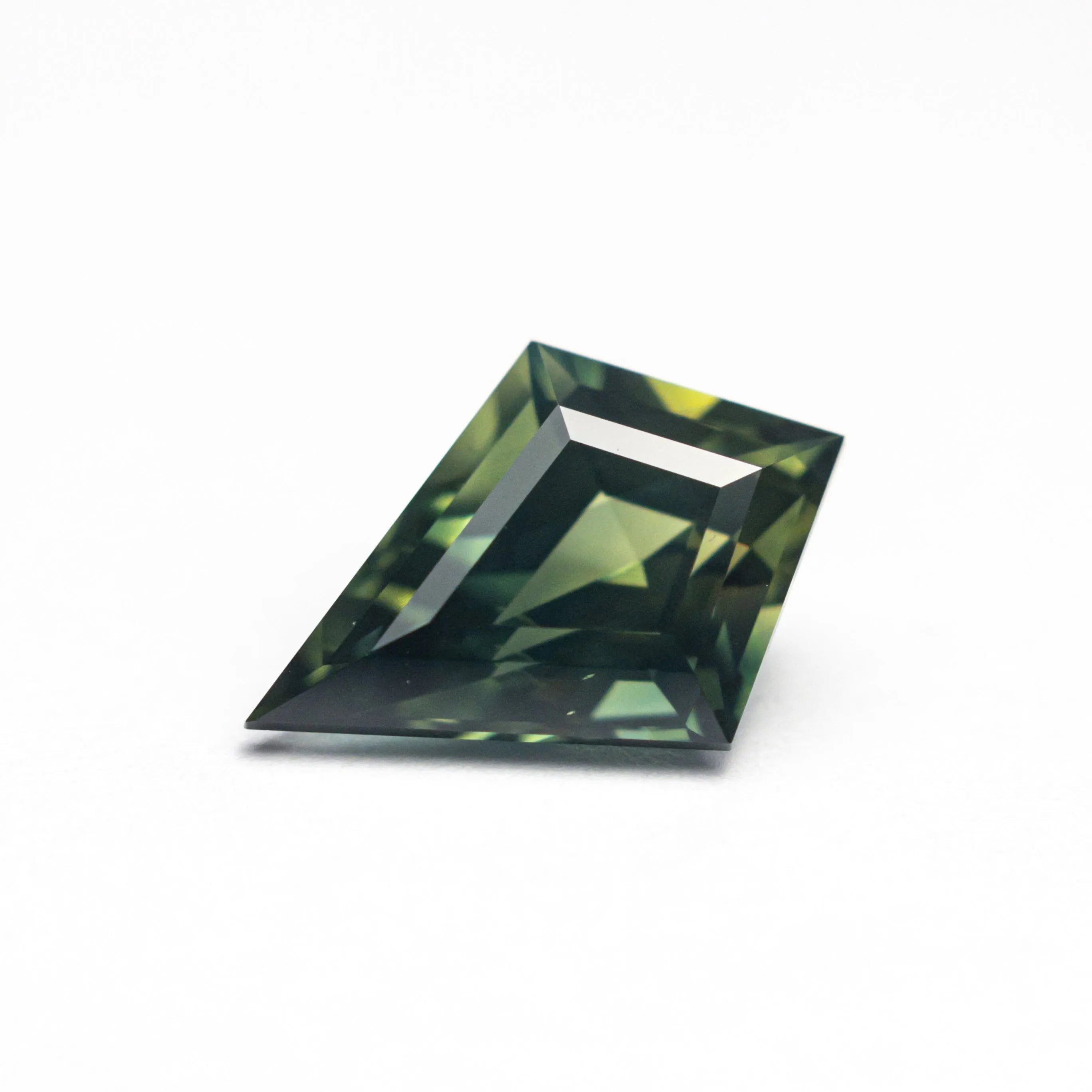 2.46ct 11.71x8.79x4.92mm Kite Step Cut Sapphire 27140-02