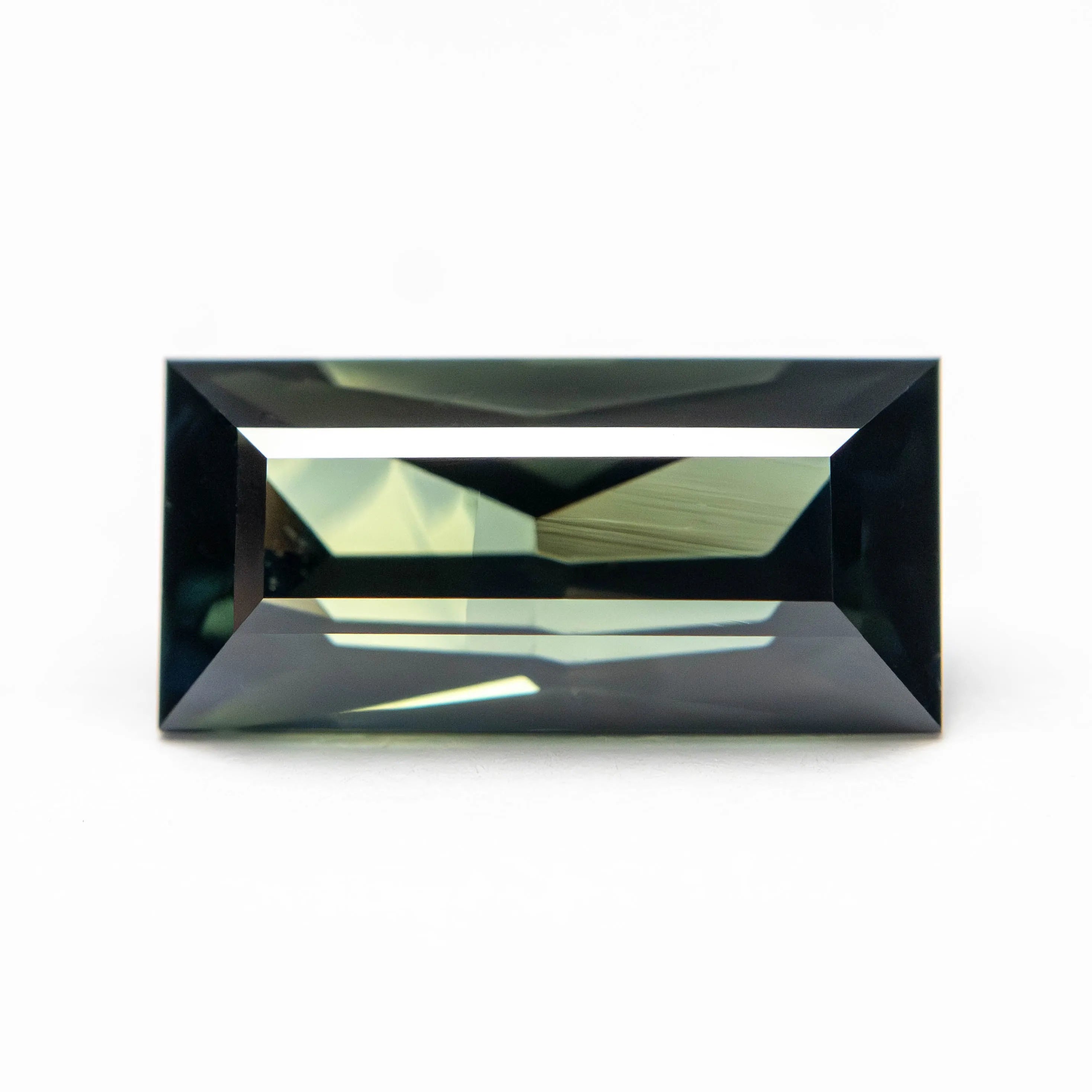 3.22ct 11.51x5.57x5.02mm Rectangle Step Cut Sapphire 27325-01