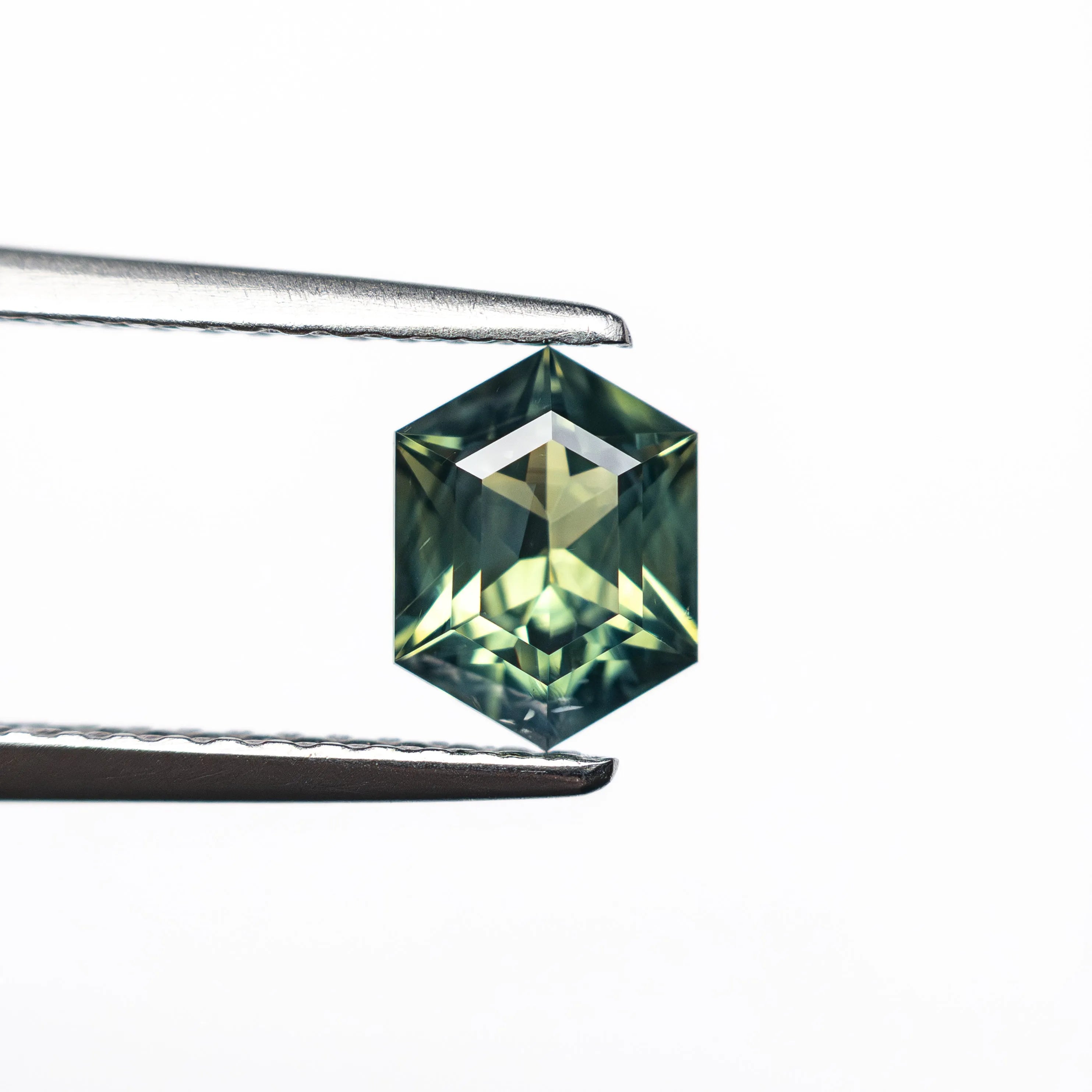 0.88ct 6.85x5.13x3.19mm Hexagon Step Cut Sapphire 27336-01