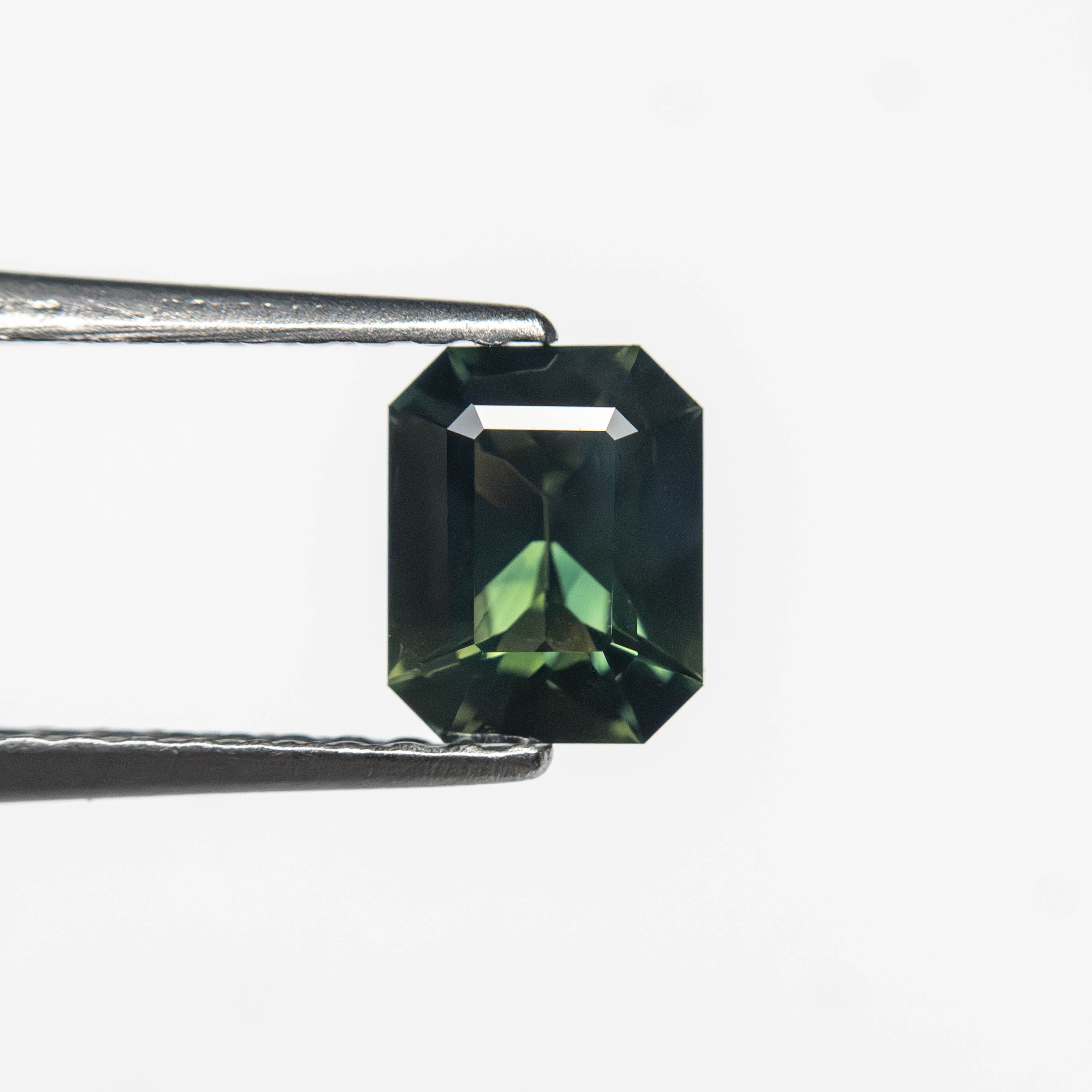 0.69ct 5.89x4.67x2.82mm Cut Corner Rectangle Step Cut Sapphire 27336-28