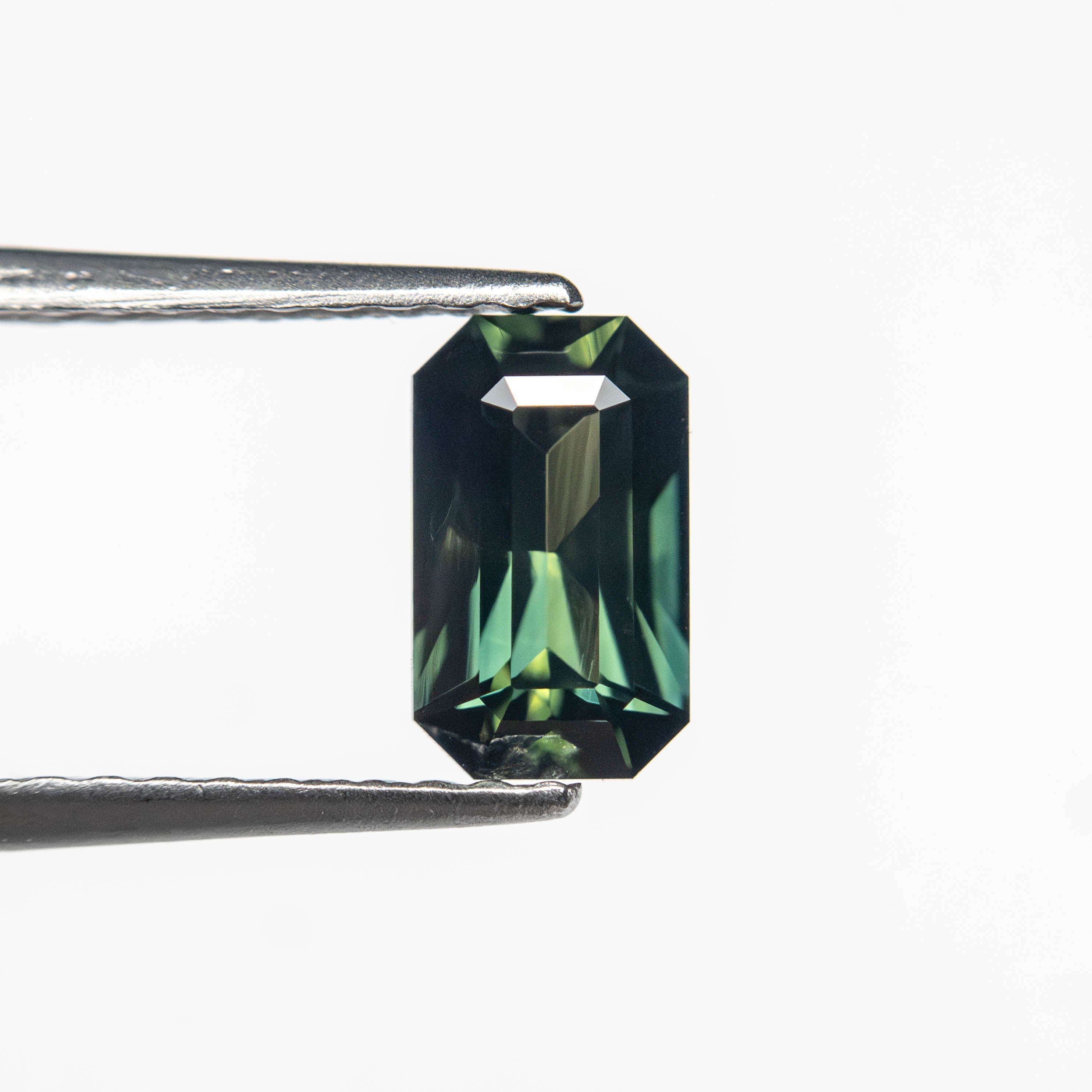 0.77ct 6.89x4.13x2.91mm Cut Corner Rectangle Step Cut Sapphire 27336-36