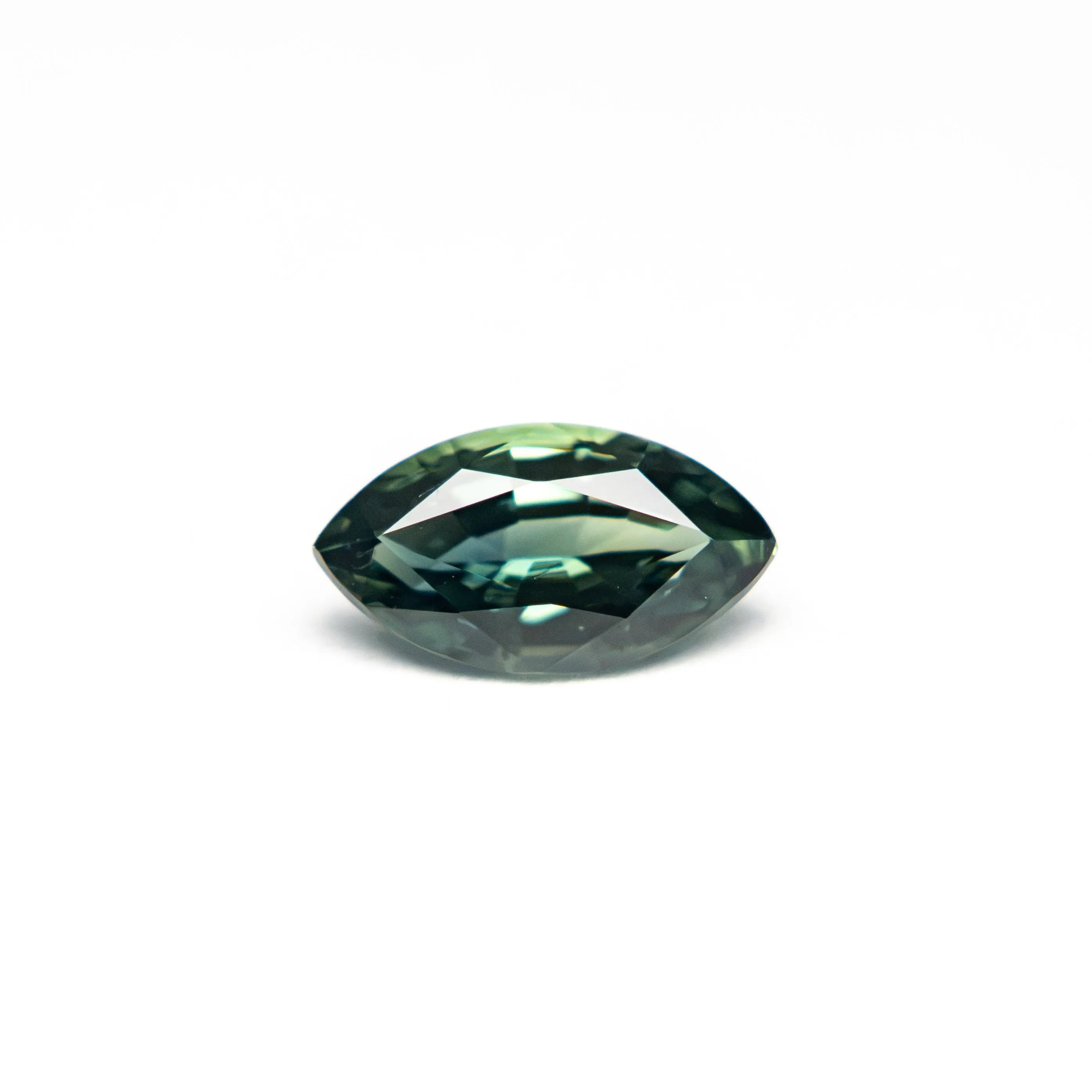 0.64ct 6.58x3.79x2.79mm Marquise Brilliant Sapphire 27340-09