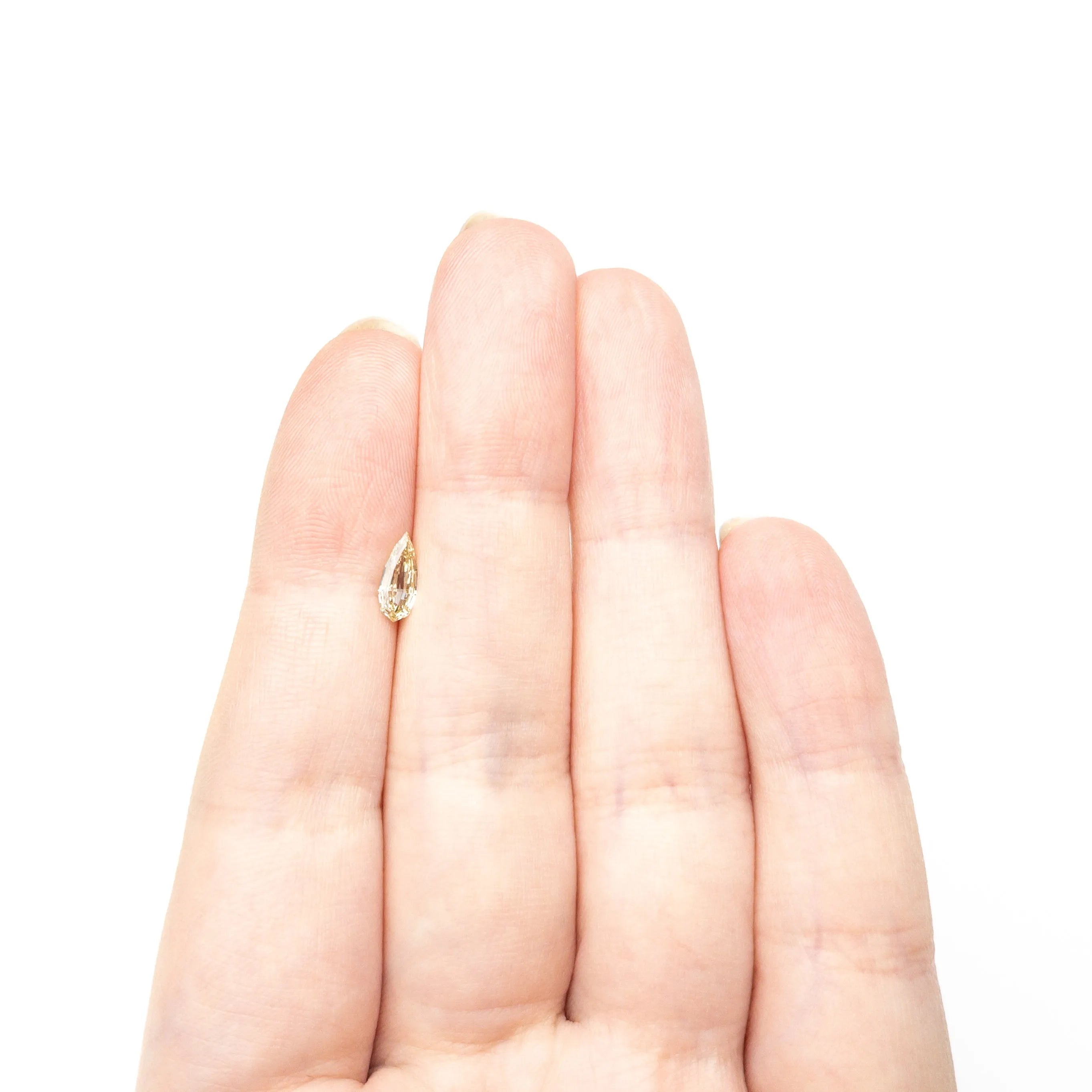 0.48ct 8.66x3.70x2.10mm VS2 C3 Geo Pear Step Cut 🇿🇦 27364-20