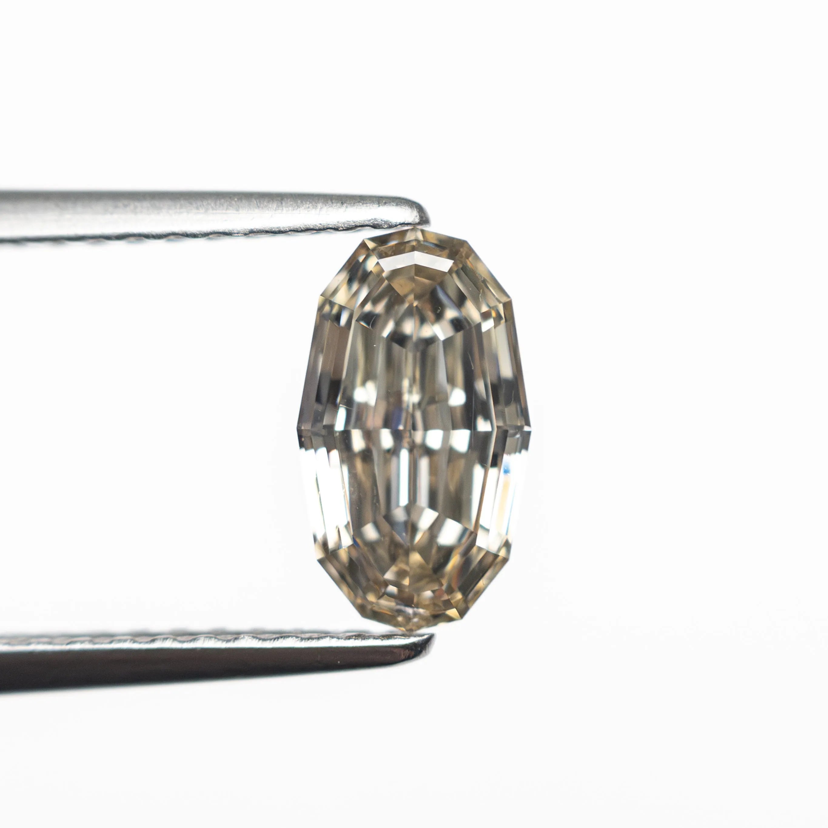 1.02ct 8.44x4.91x2.96mm VS2 C3 Geo Oval Step Cut 🇿🇦 27375-29