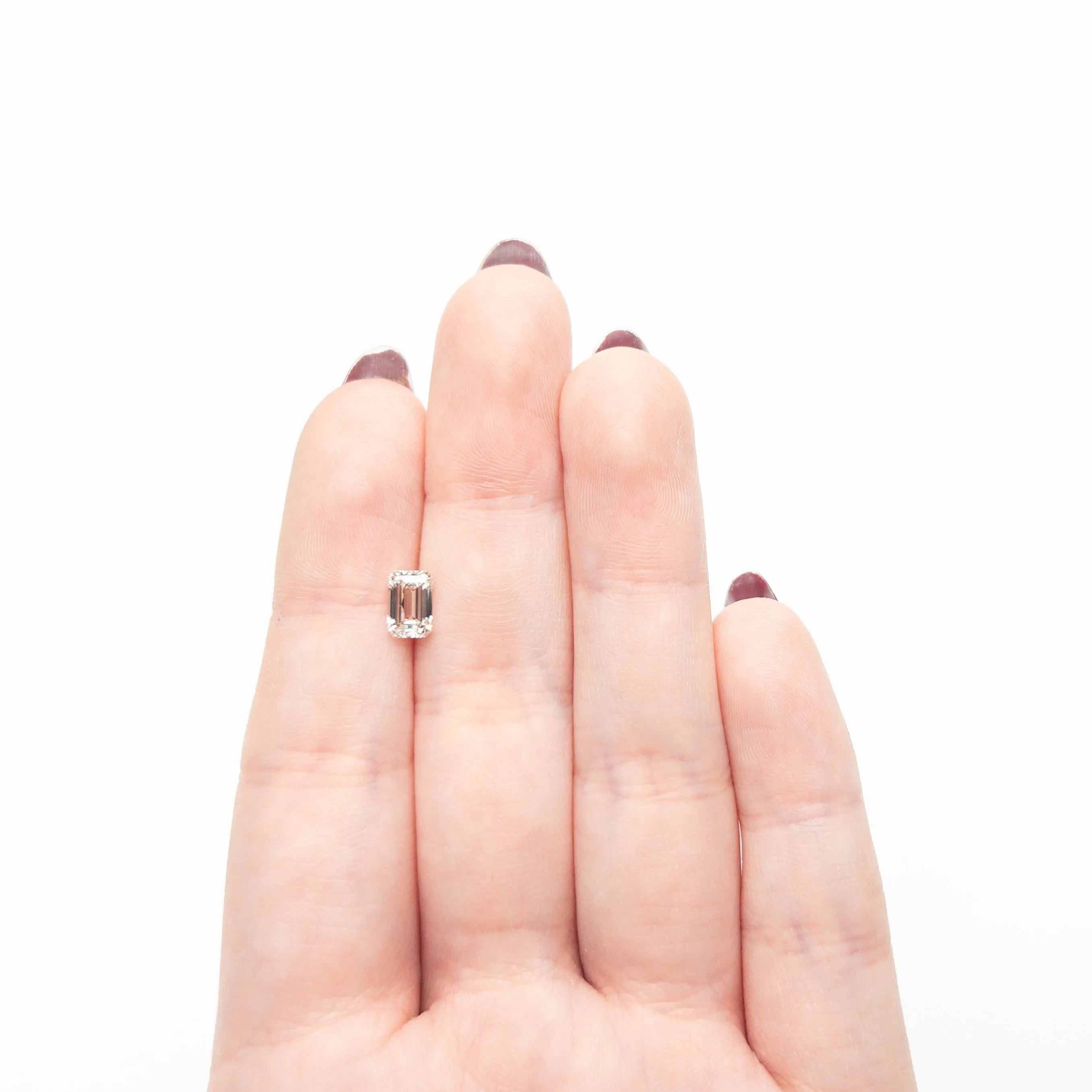 1.00ct 7.01x4.58x3.07mm VVS2 J Cut Corner Rectangle Step 🇨🇦 Cut 27376-13