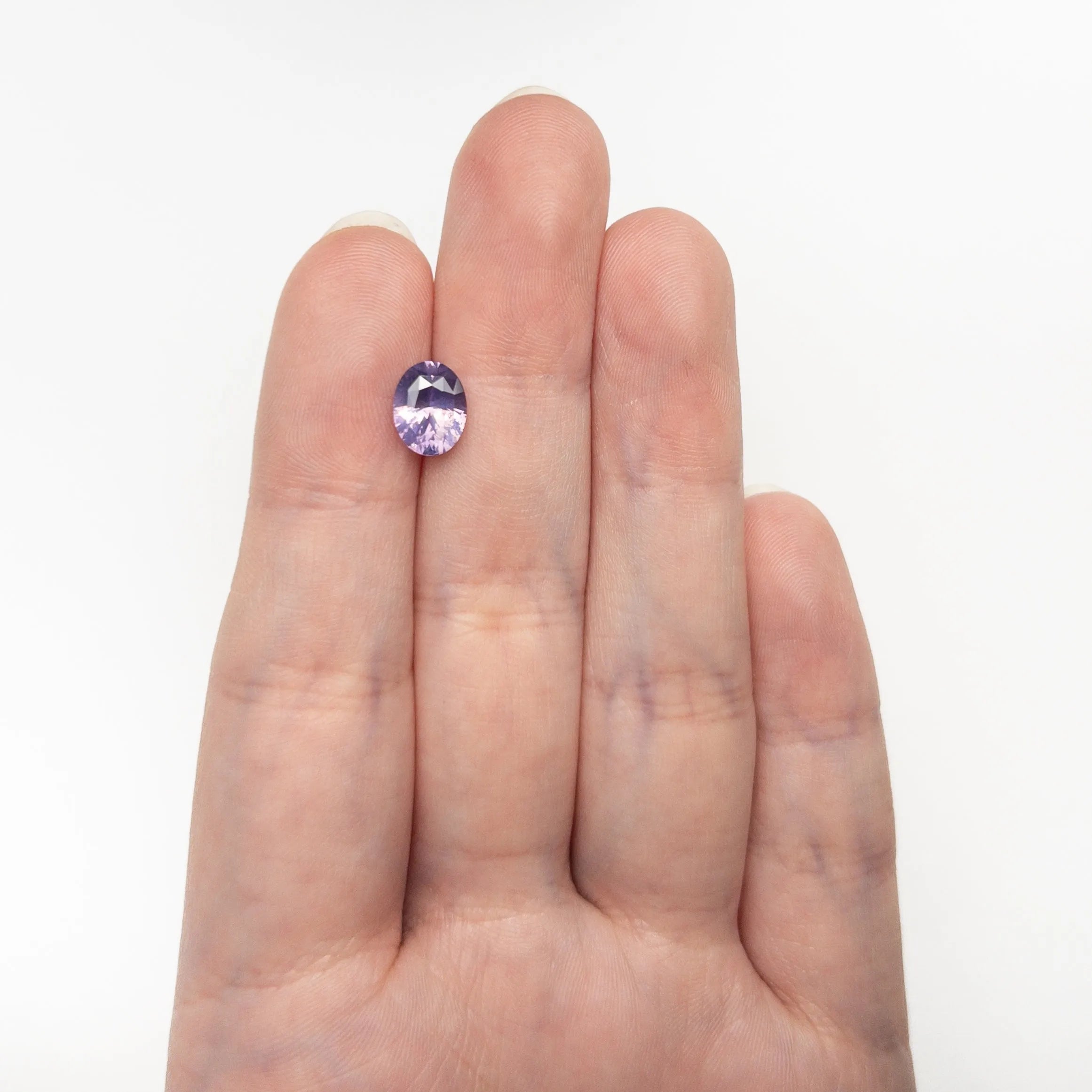 2.57ct 8.67x6.72x5.12mm Oval Brilliant Sapphire 27446-01