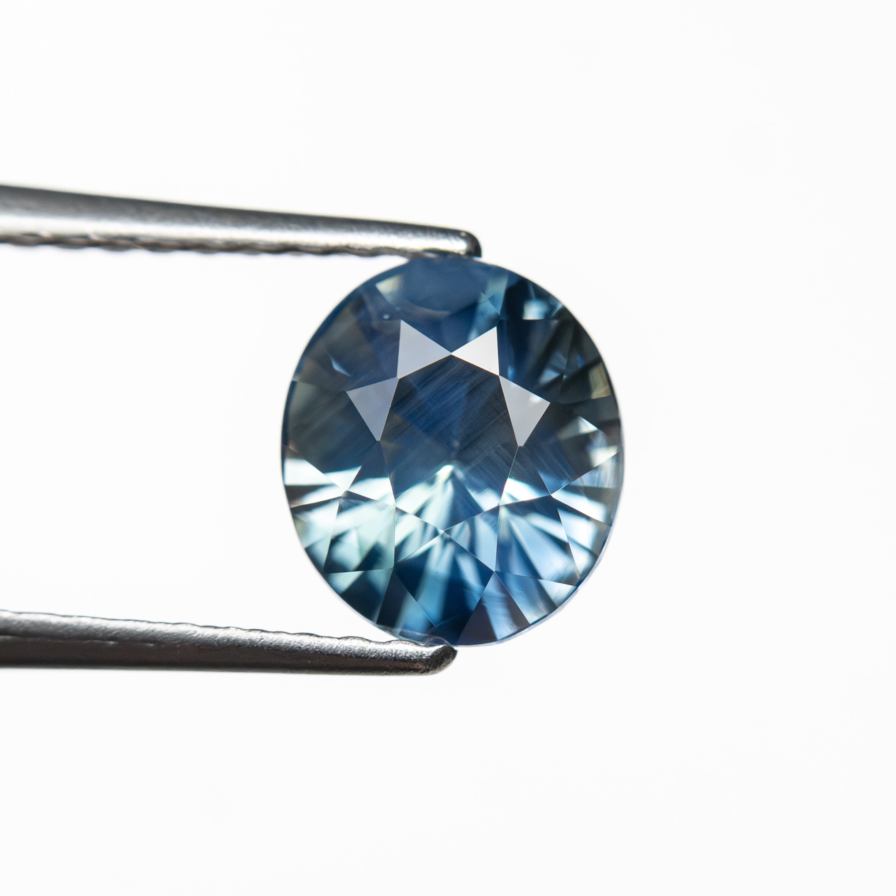 1.58ct 7.07x6.22x4.71mm Oval Brilliant Sapphire 27482-01