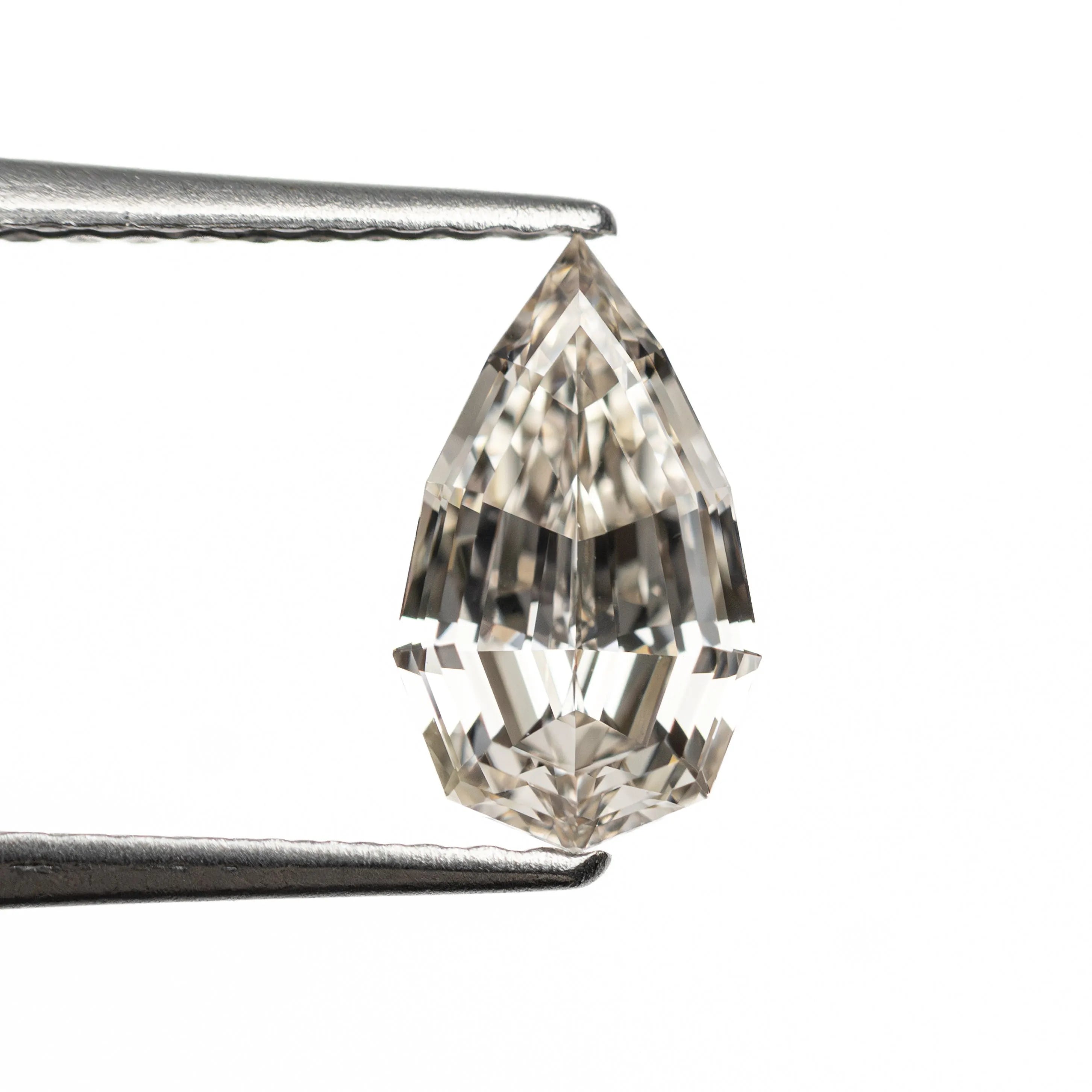 1.02ct 8.94x5.23x3.31mm VS2 O-P Geo Pear Step Cut 🇿🇦 27518-07