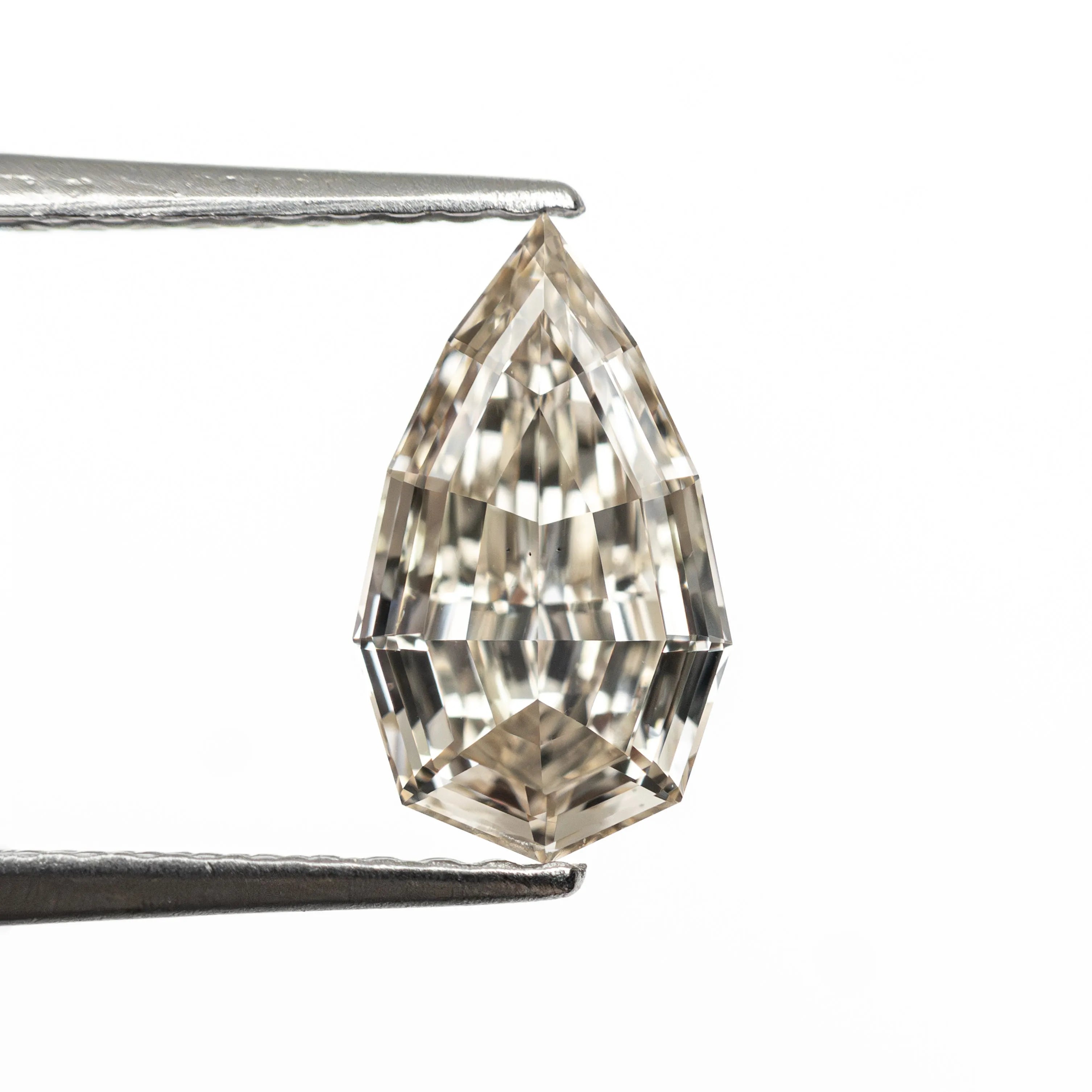 1.02ct 9.64x5.60x2.76mm VS2 U-V Geo Pear Step Cut 🇿🇦 27518-16
