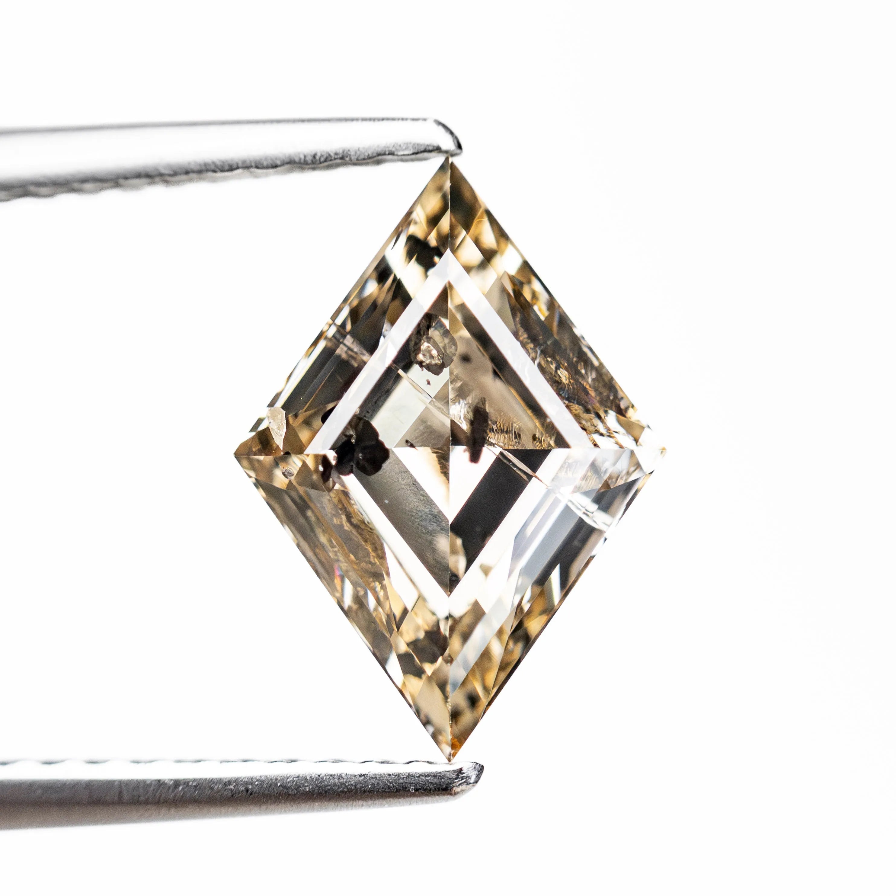 1.76ct 11.12x7.92x3.98mm Lozenge Step Cut 27537-04