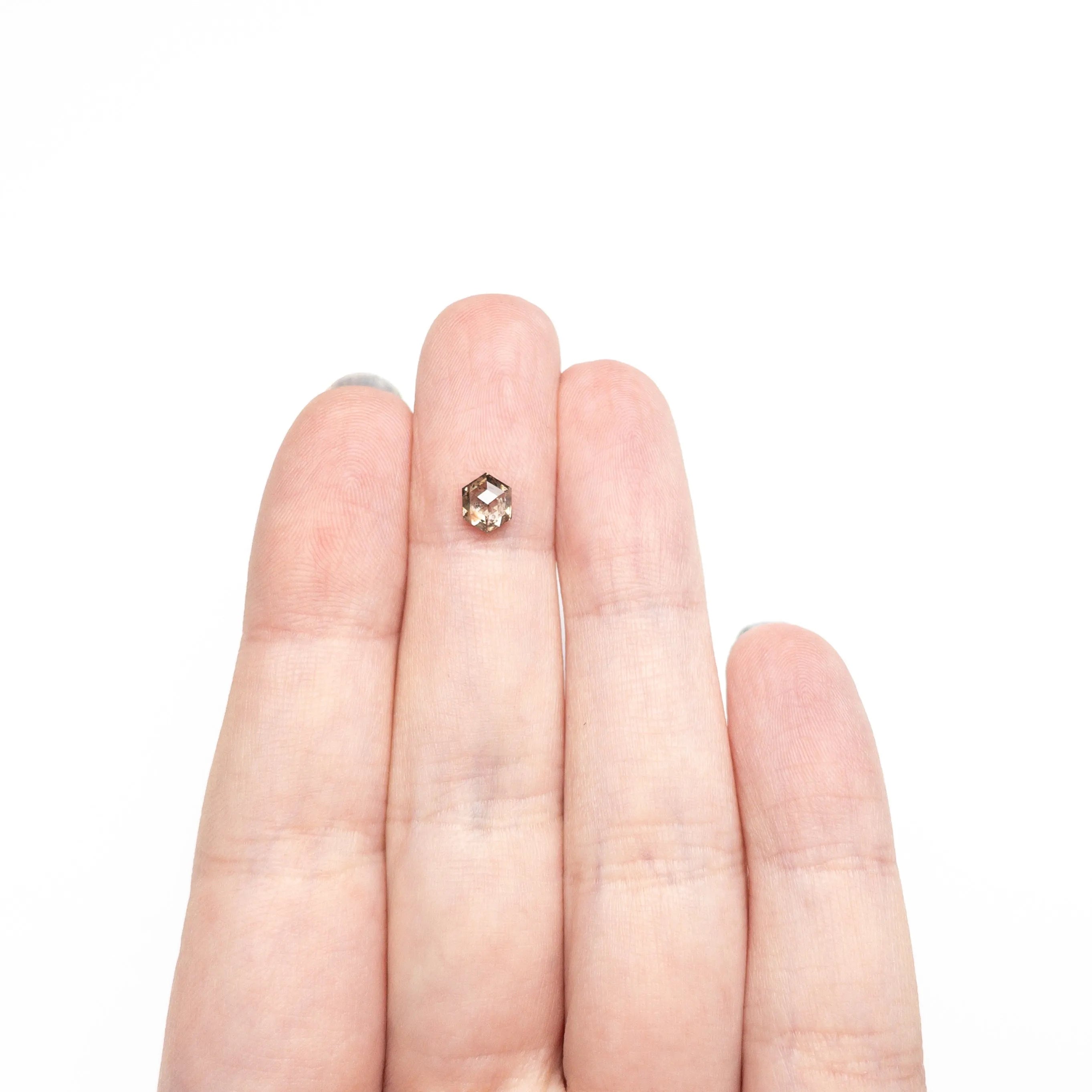 0.66ct 5.86x4.70x2.87mm Hexagon Step Cut 27537-44