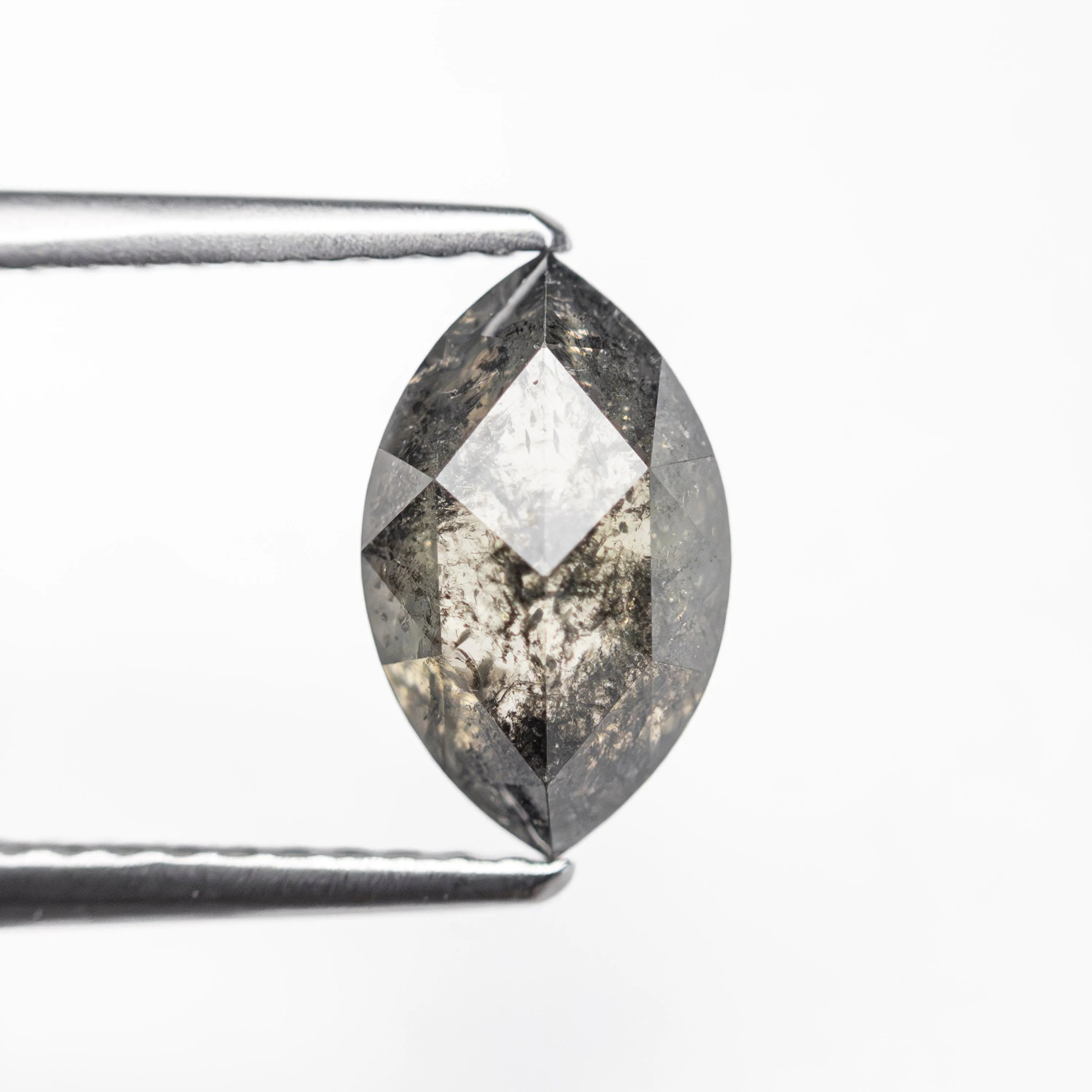 1.57ct 9.37x5.72x3.64mm Marquise Brilliant 27543-11