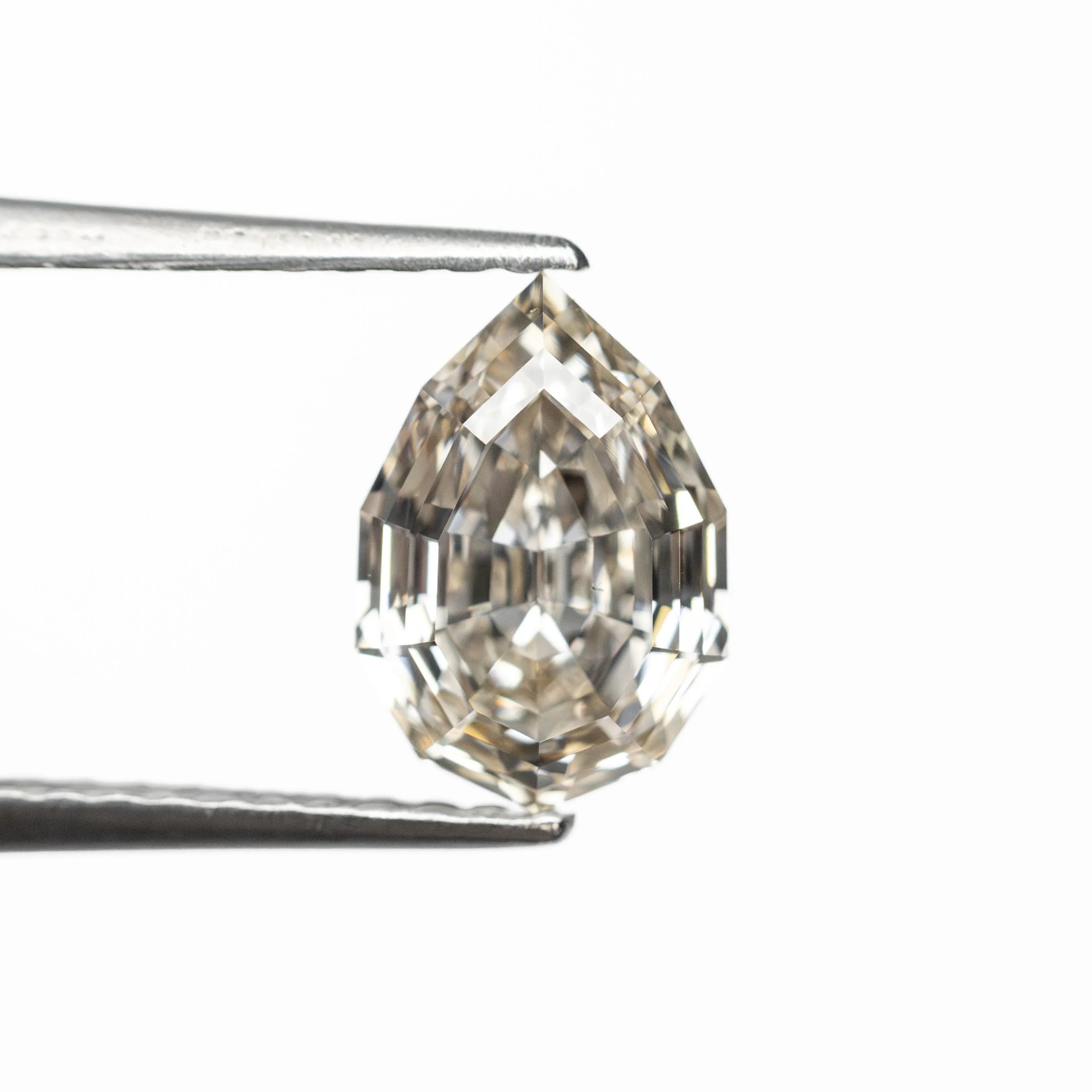 1.30ct 8.27x5.66x3.99mm SI1 Q-R Geo Pear Step Cut 🇨🇦 27579-01