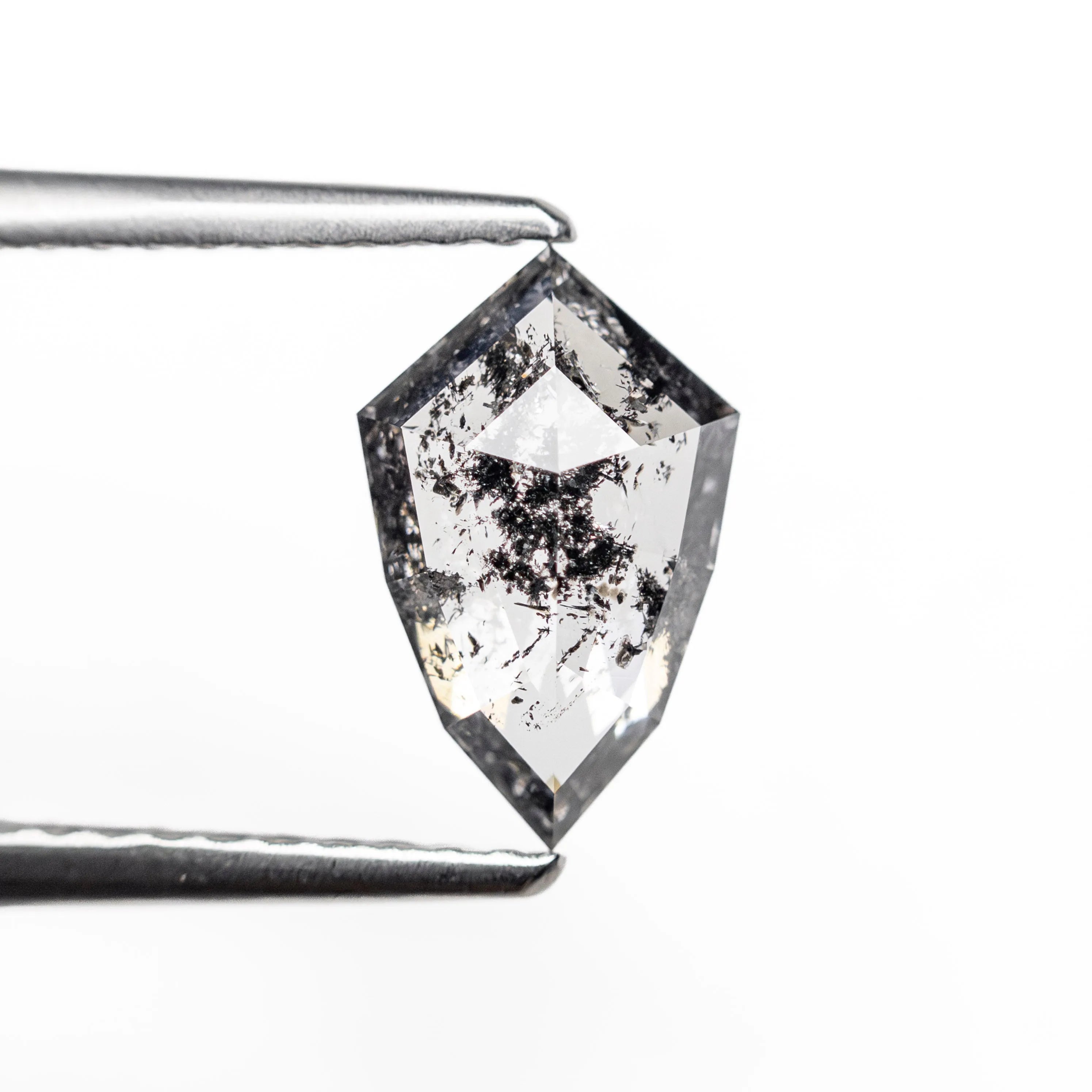 1.03ct 9.39x5.98x2.70mm Shield Step Cut 🇨🇦 27581-01
