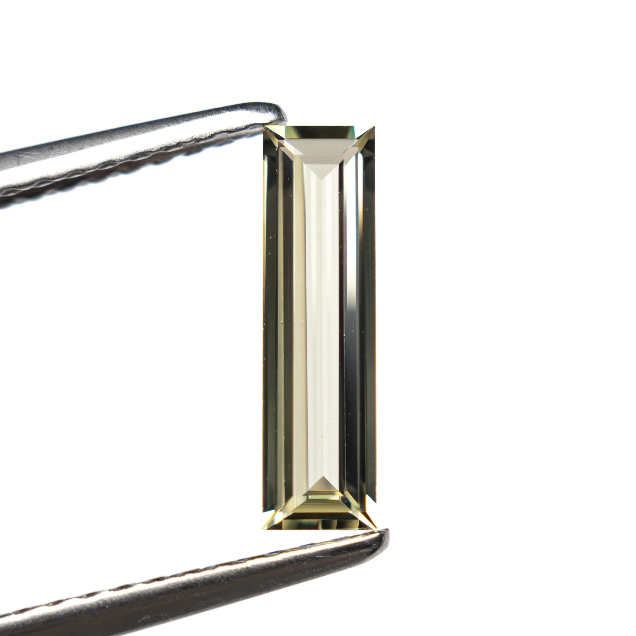 0.62ct 10.53x2.95x1.70mm Baguette Step Cut Sapphire 27719-04