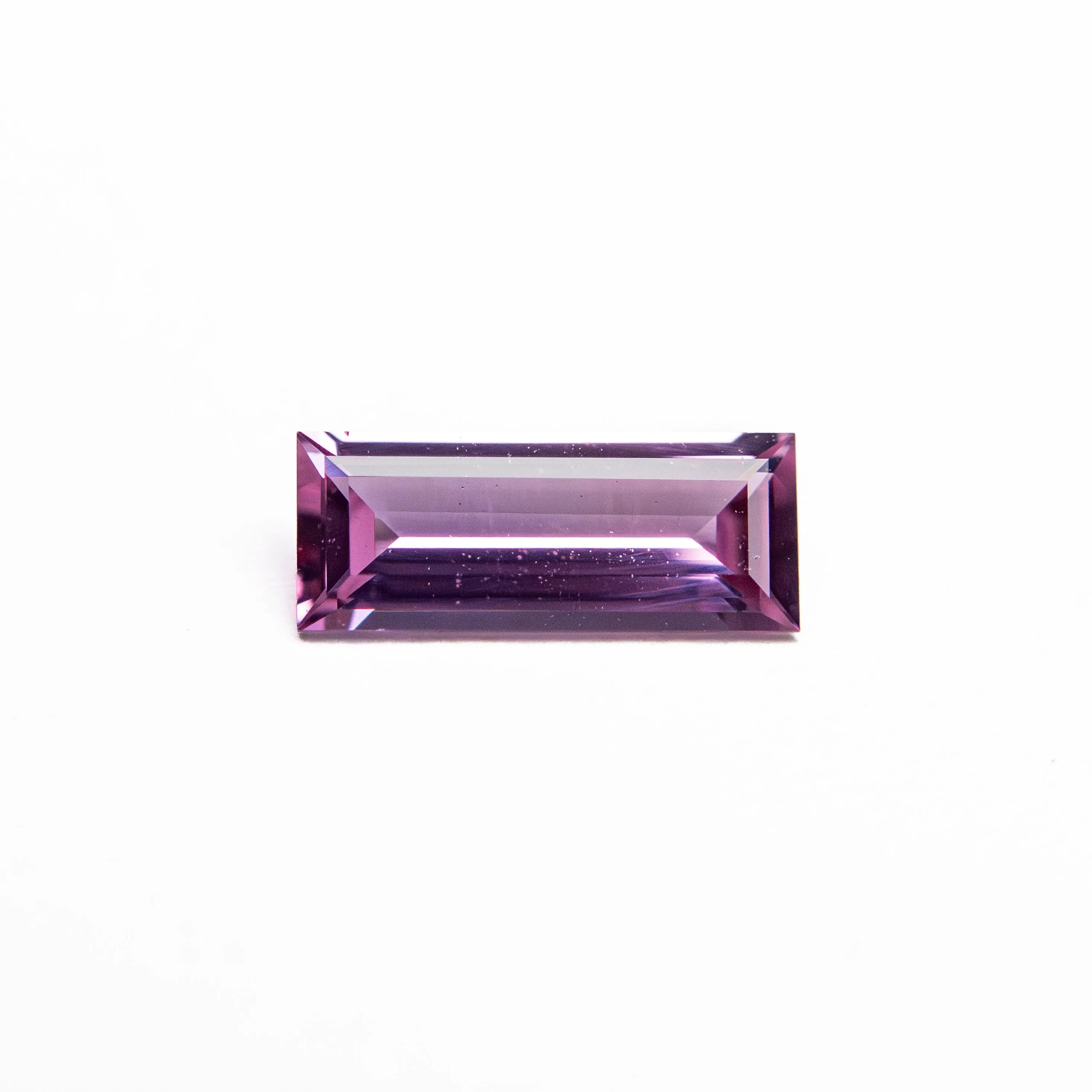 0.46ct 7.45x2.99x1.93mm Baguette Step Cut Sapphire 27721-08