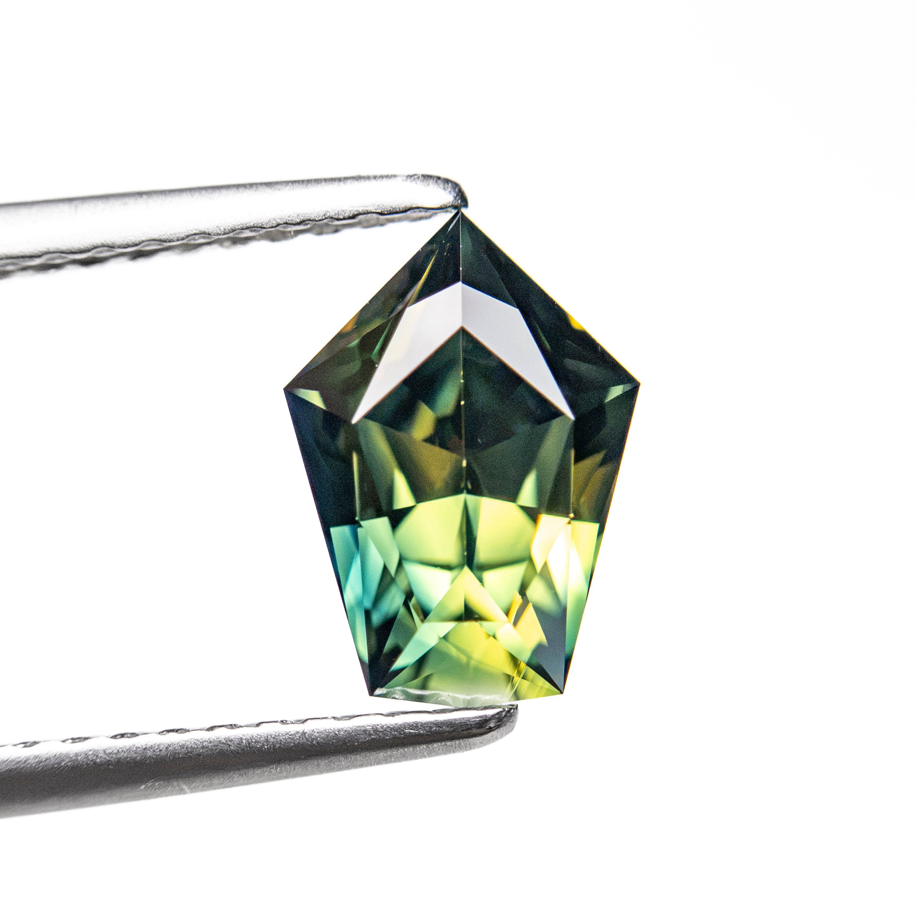 1.56ct 8.87x6.34x4.12mm Pentagon Brilliant Sapphire 27766-07