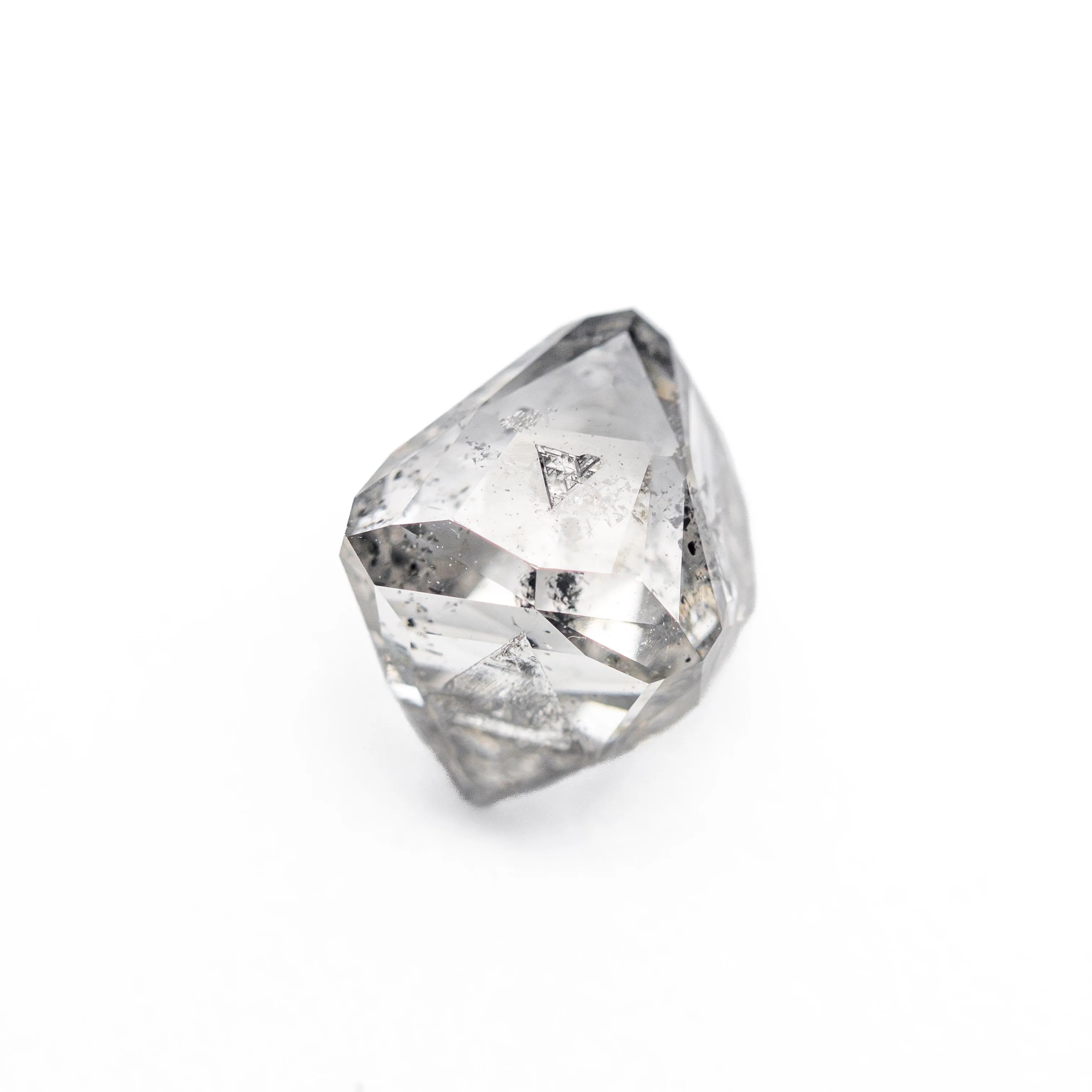 2.62ct 8.09x6.68x6.53mm Octahedron 🇨🇦 27798-02