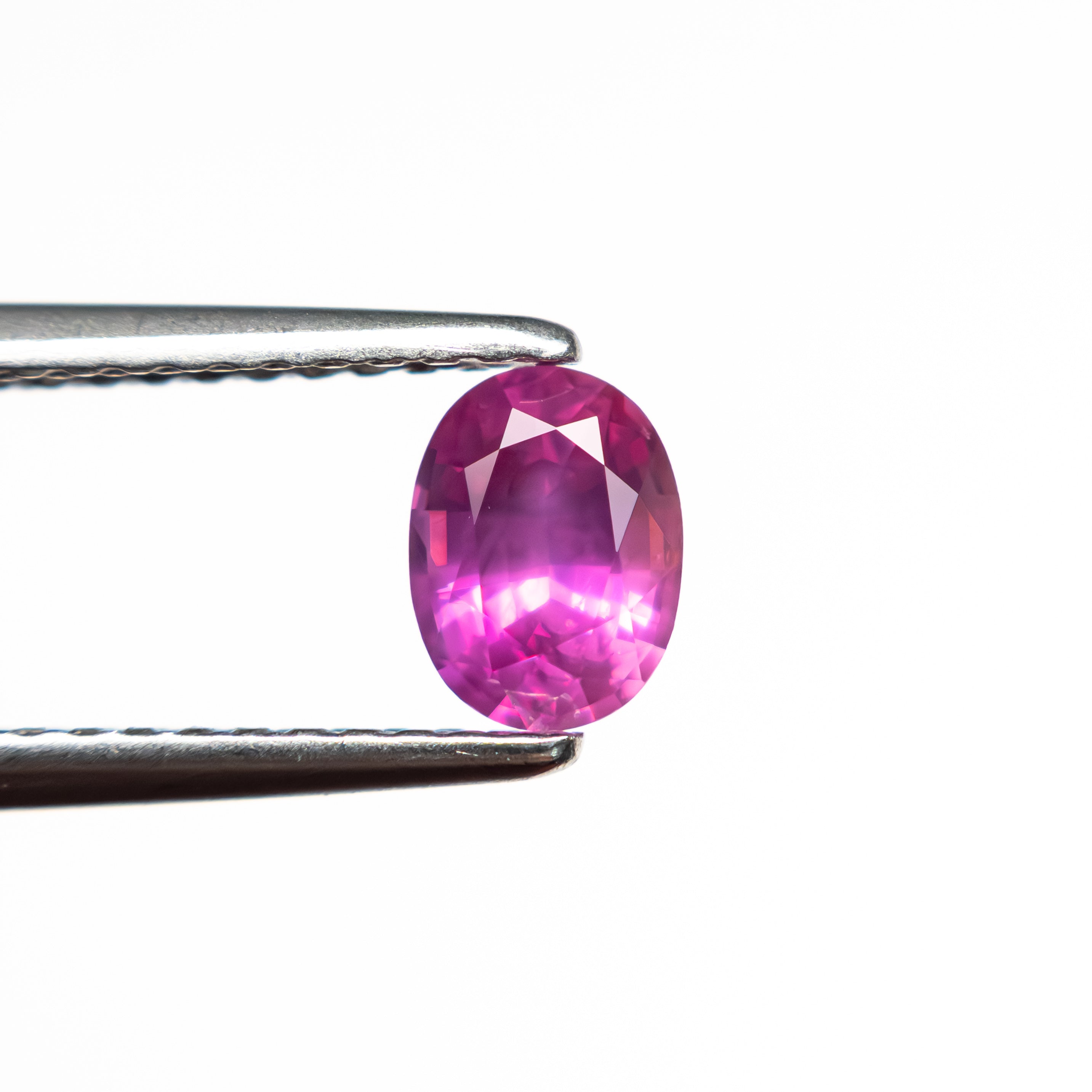 0.65ct 5.85x4.40x3.09mm Oval Brilliant Sapphire 27955-10