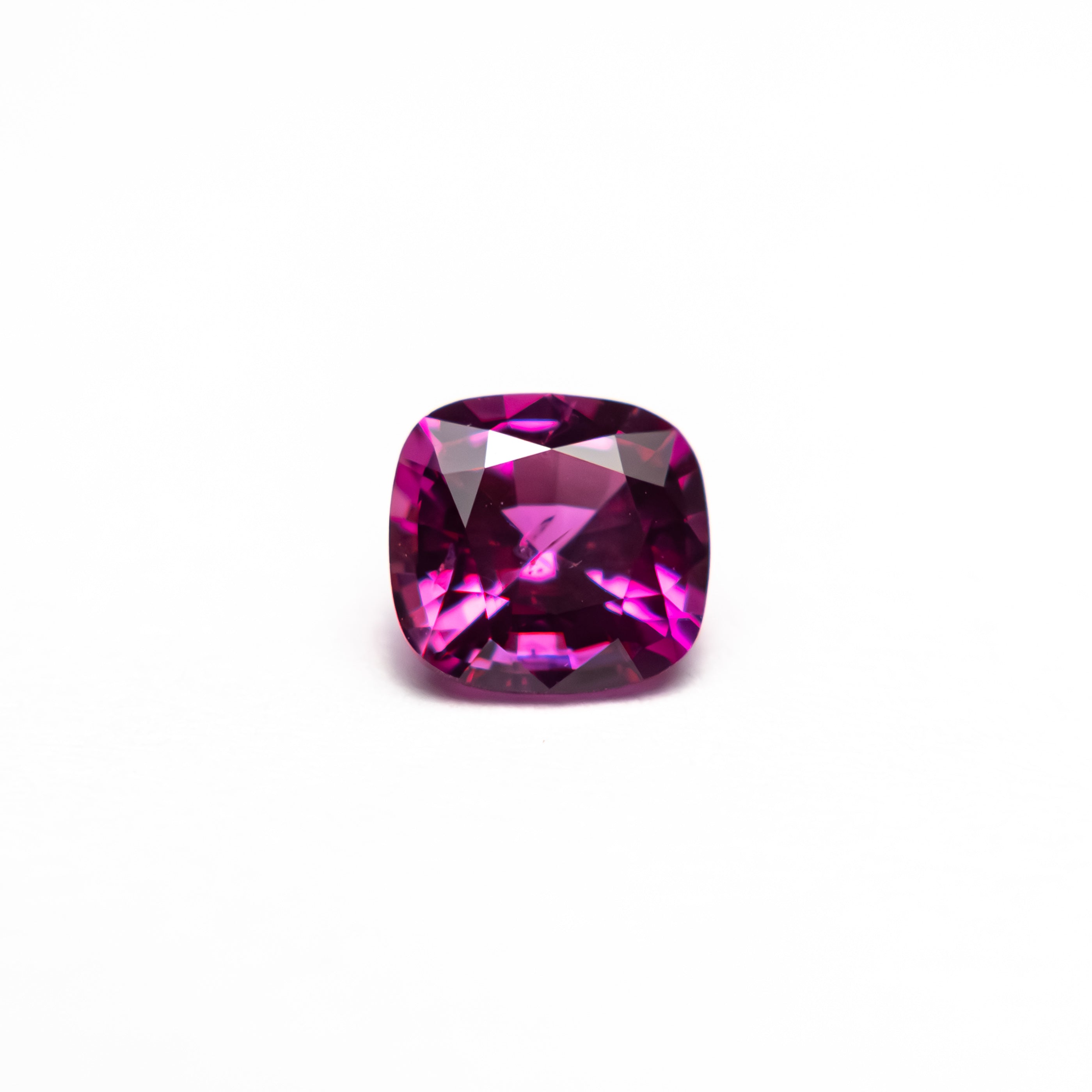 0.67ct 5.14x4.94x3.21mm Cushion Brilliant Sapphire 27955-18