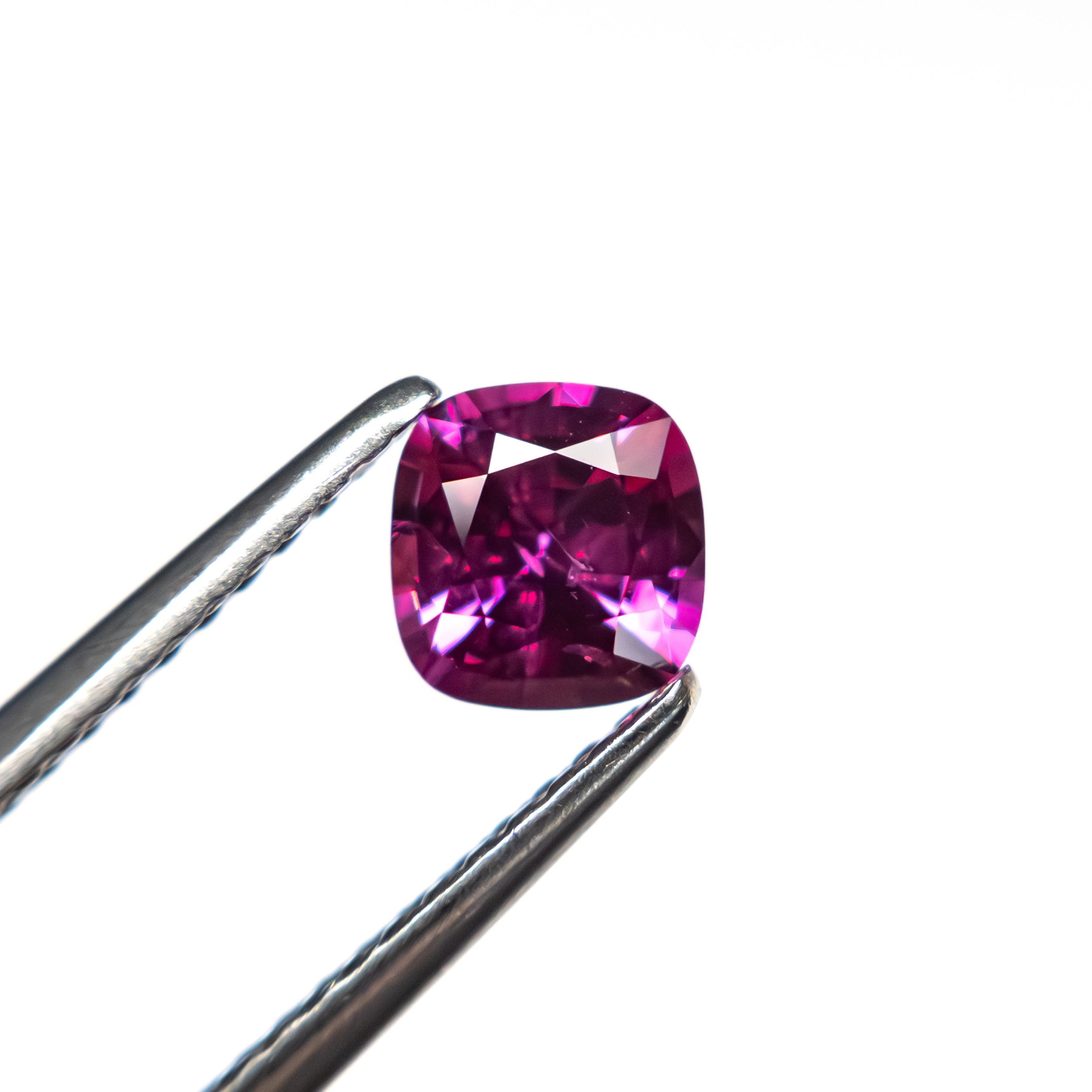0.67ct 5.14x4.94x3.21mm Cushion Brilliant Sapphire 27955-18