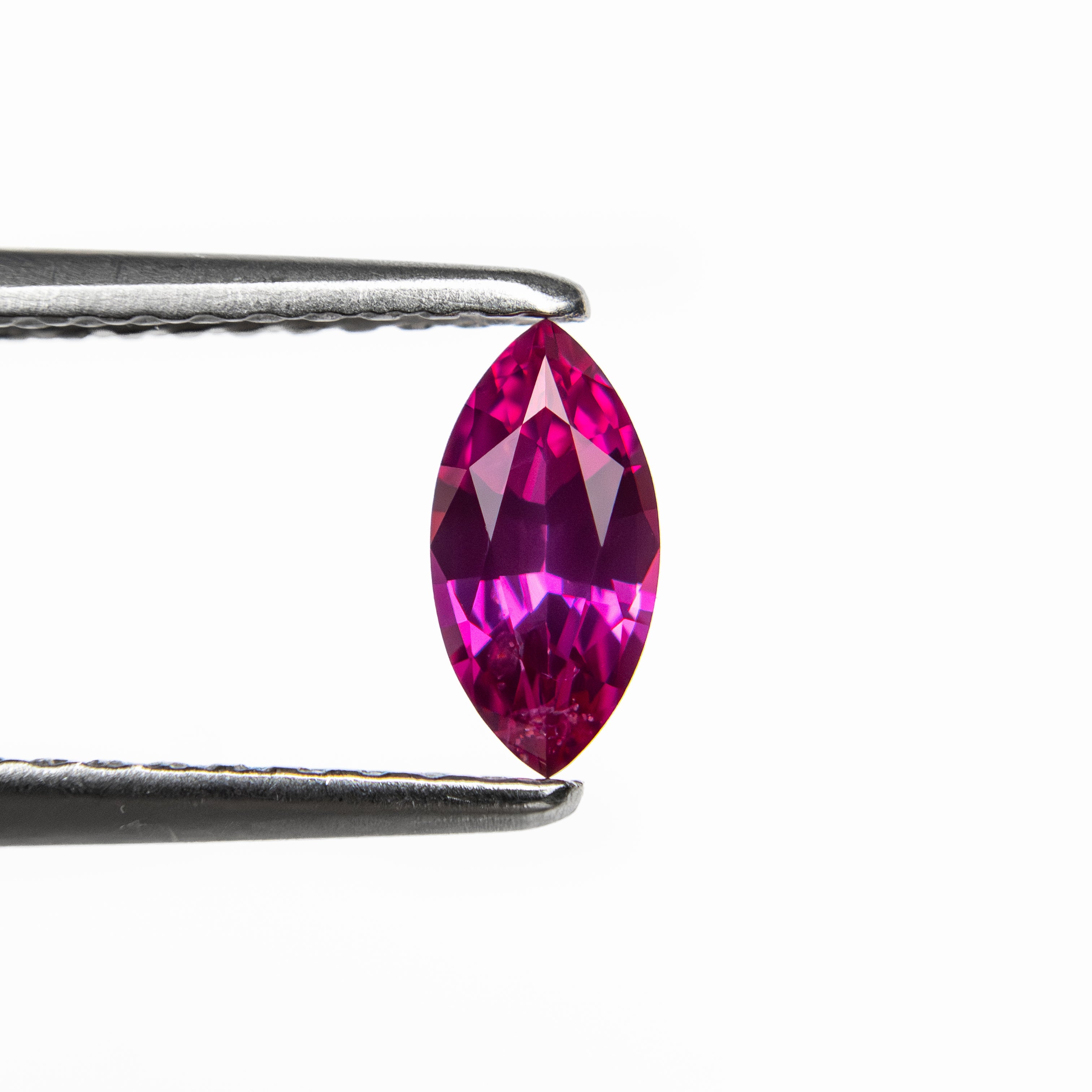 0.37ct 6.76x3.38x2.24mm Marquise Brilliant Sapphire 27955-23