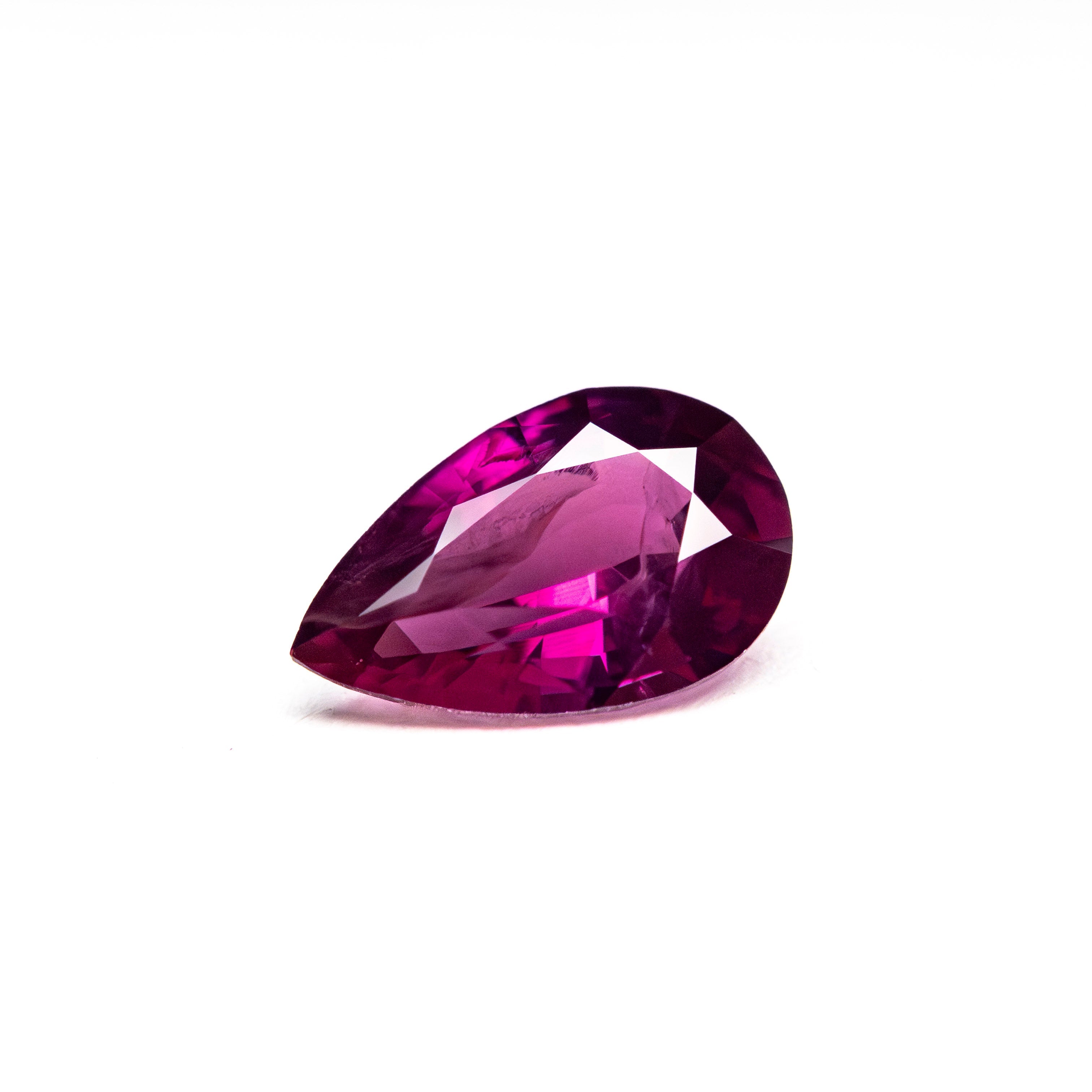 0.94ct 8.01x5.18x3.22mm Pear Brilliant Sapphire 27956-06